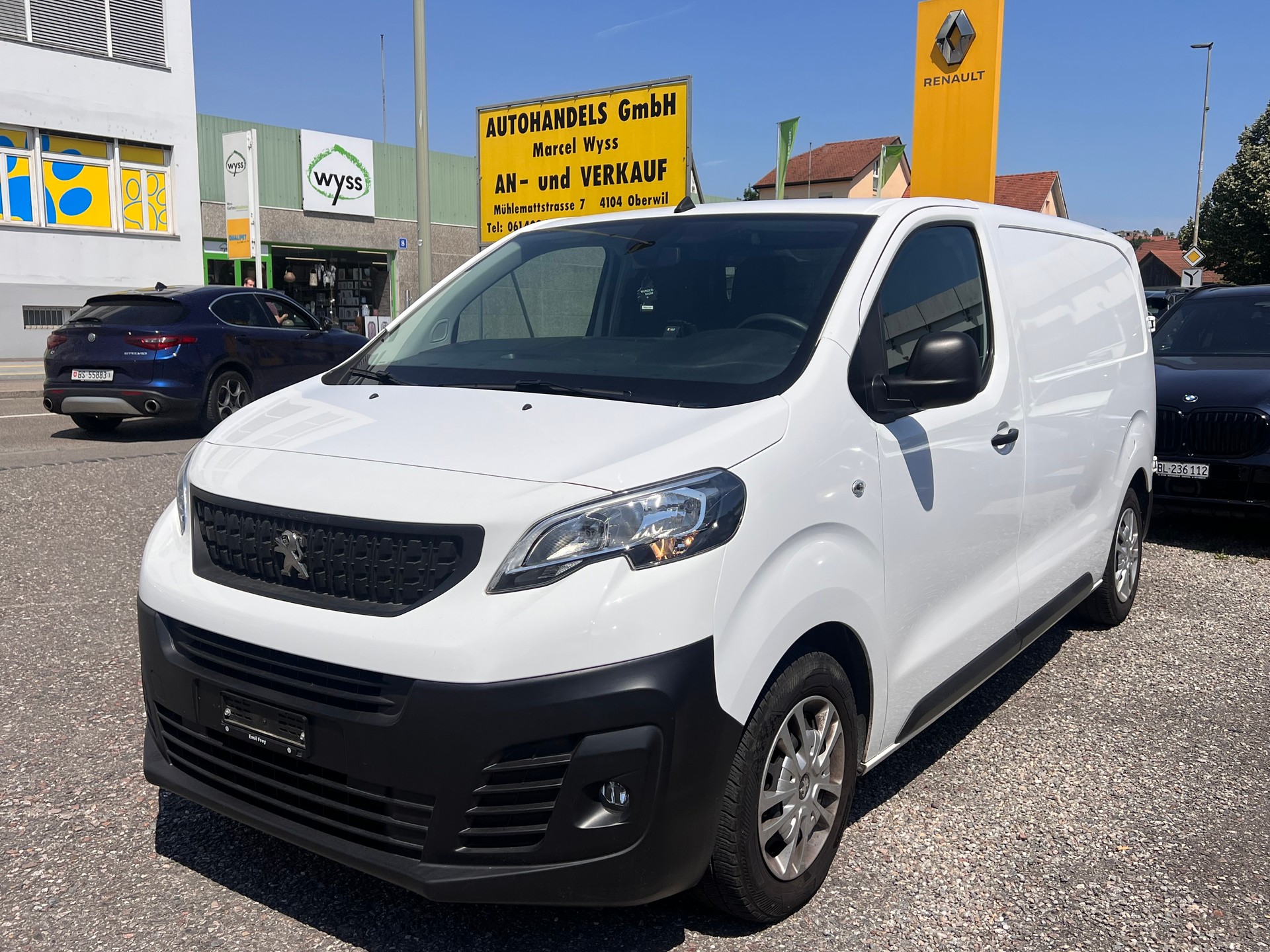 PEUGEOT Expert 1.5 BlueHDi 120 S&S Premium Standard-image-2