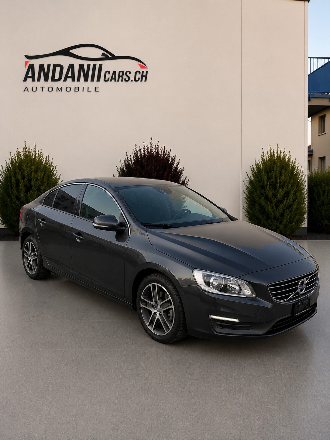 VOLVO S60-image-2