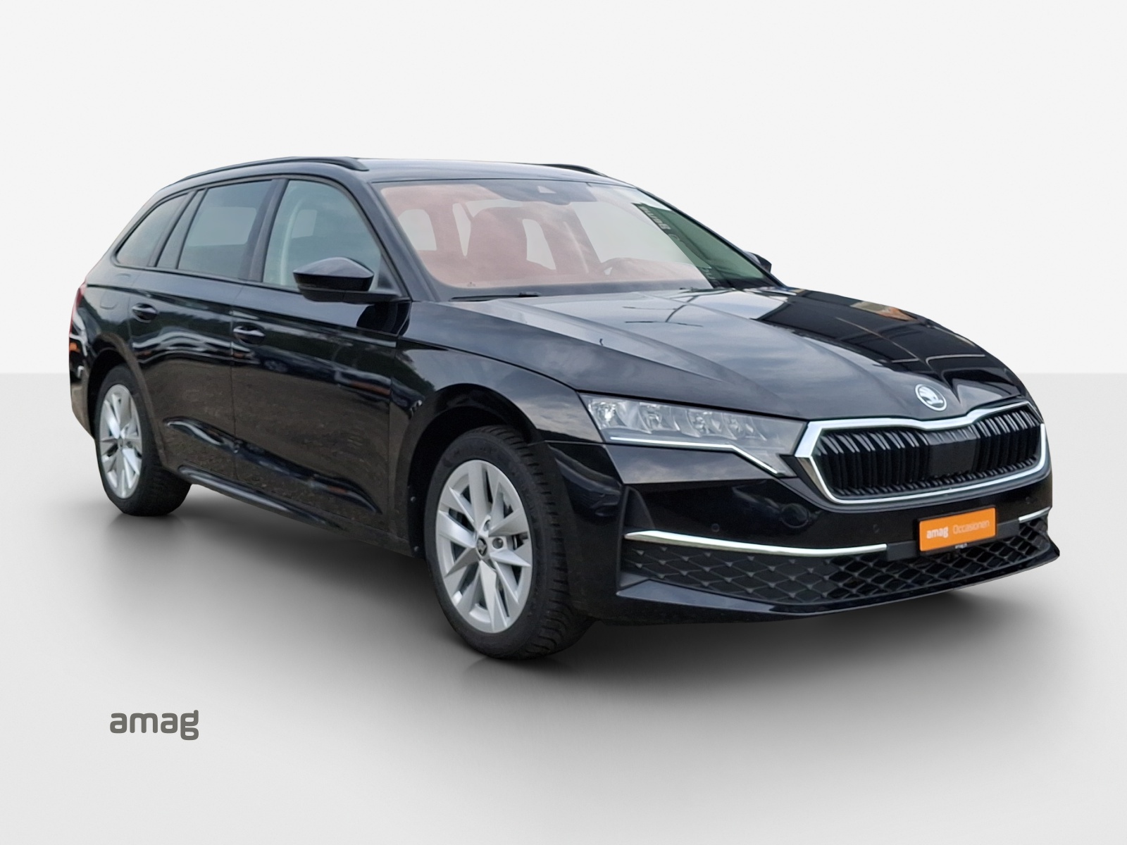 SKODA Octavia Combi 1.5 TSI mHEV DSG Dynamic-image-5