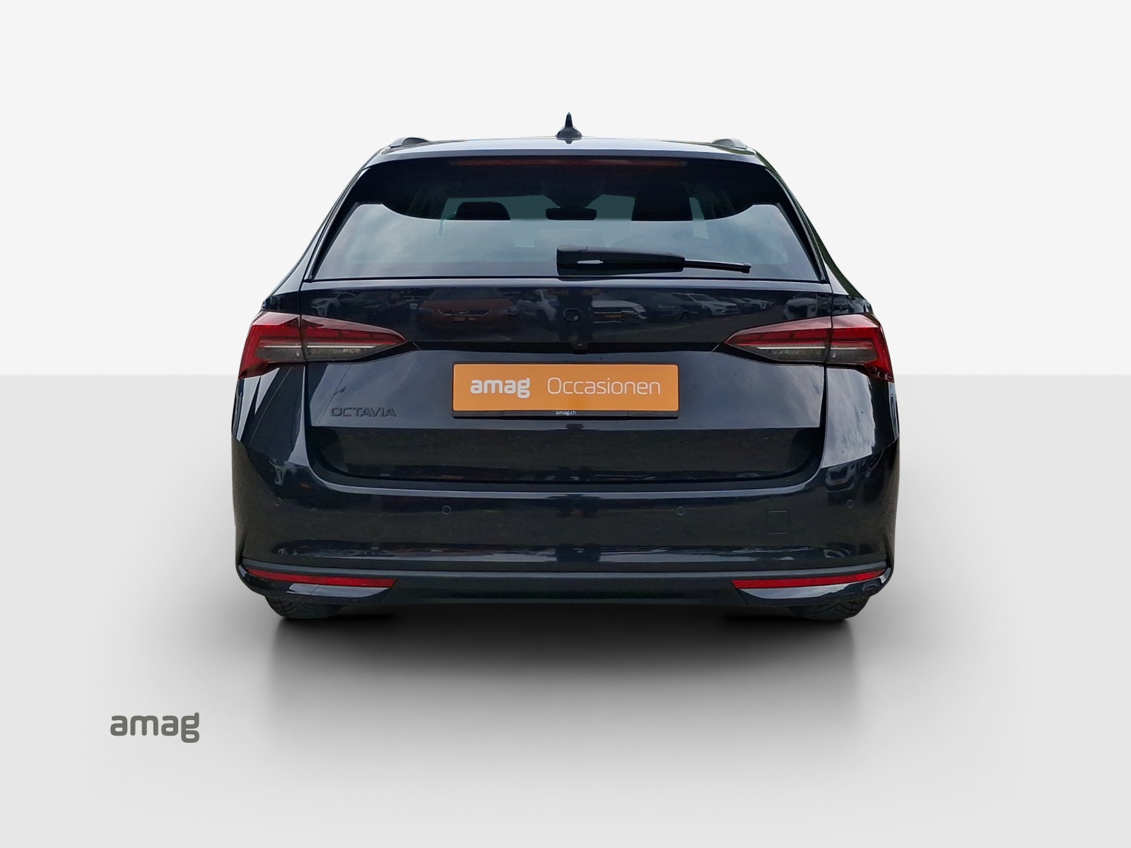 SKODA Octavia Combi 1.5 TSI mHEV DSG Dynamic-image-3