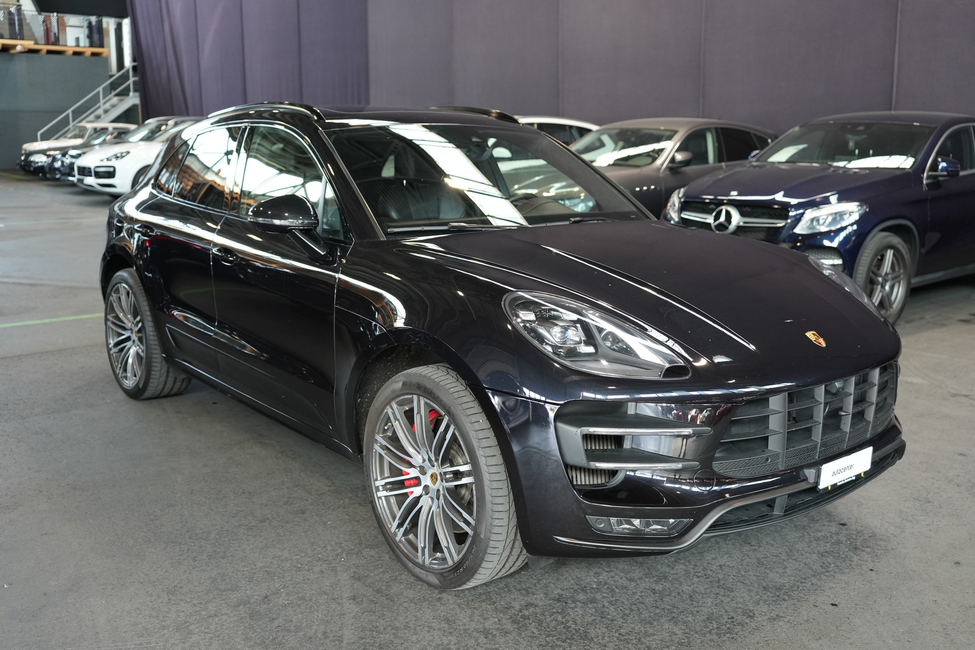 PORSCHE Macan Turbo Performance PDK-image-4