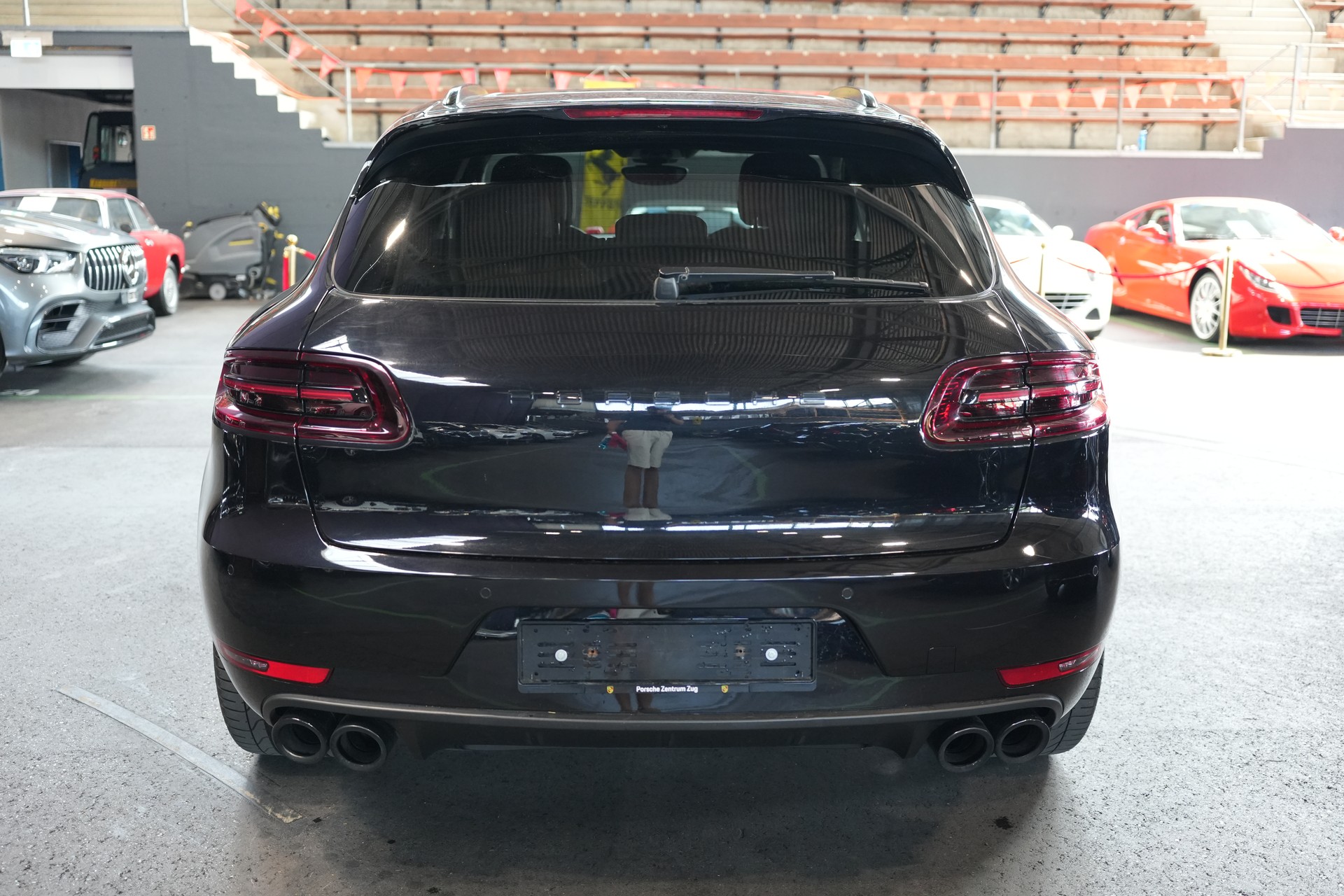 PORSCHE Macan Turbo Performance PDK-image-2