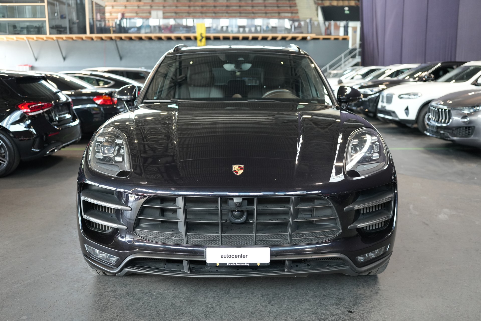 PORSCHE Macan Turbo Performance PDK-image-5