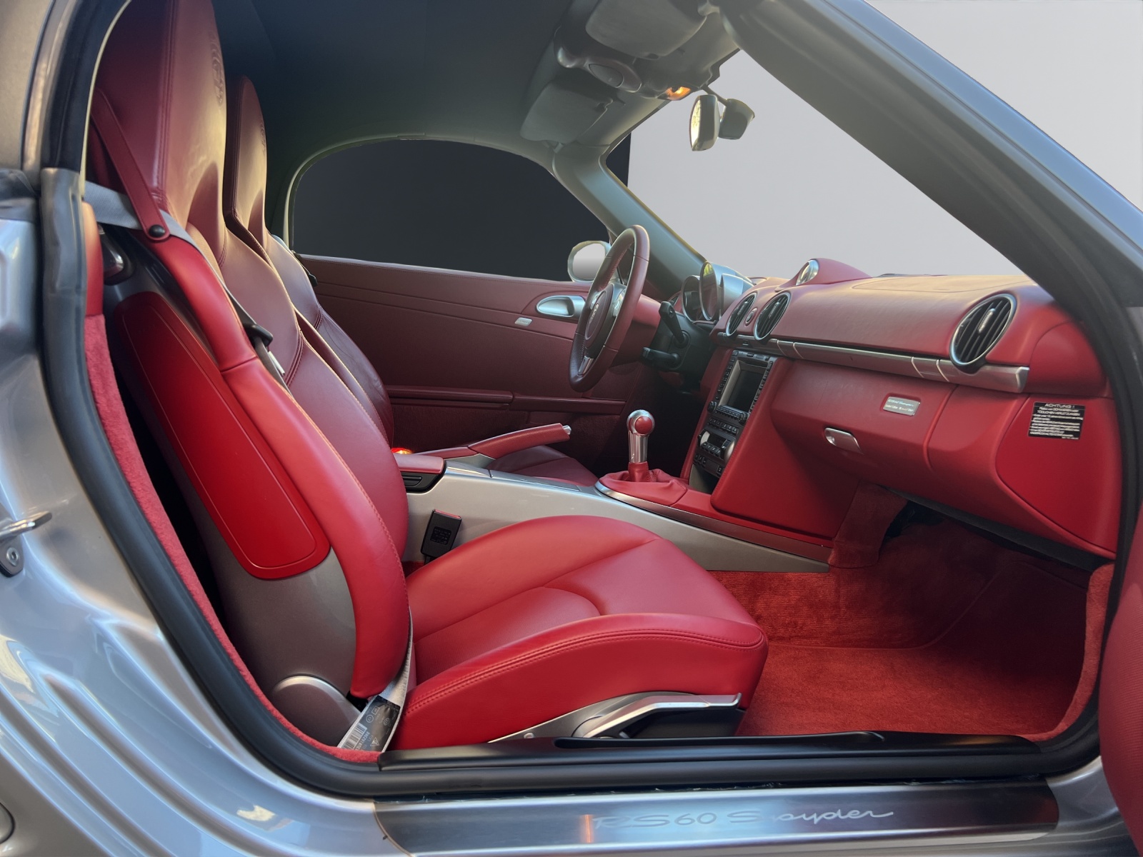 PORSCHE Boxster RS 60 Spyder-image-13