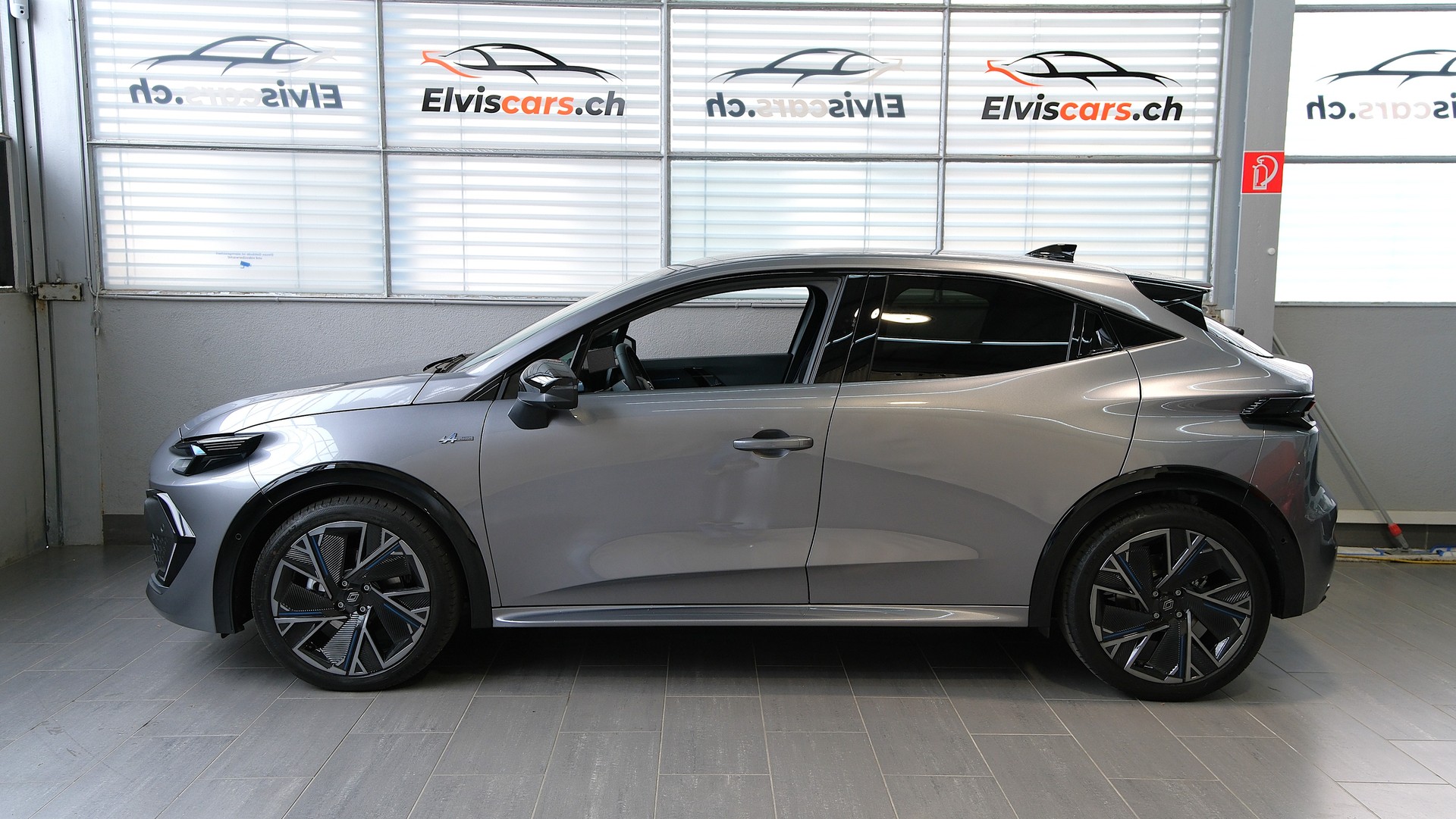 RENAULT Clio 1.8 E-Tech Esprit Alpine full hybrid " Vollausstattung "-image-9