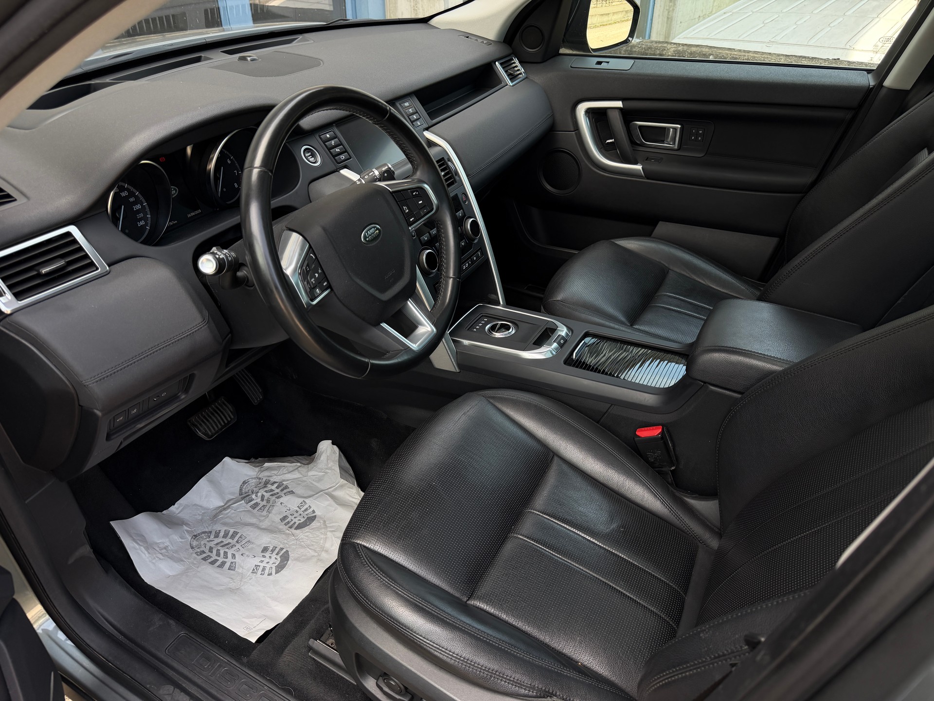 LAND ROVER Discovery Sport 2.0 Si4 HSE-image-9