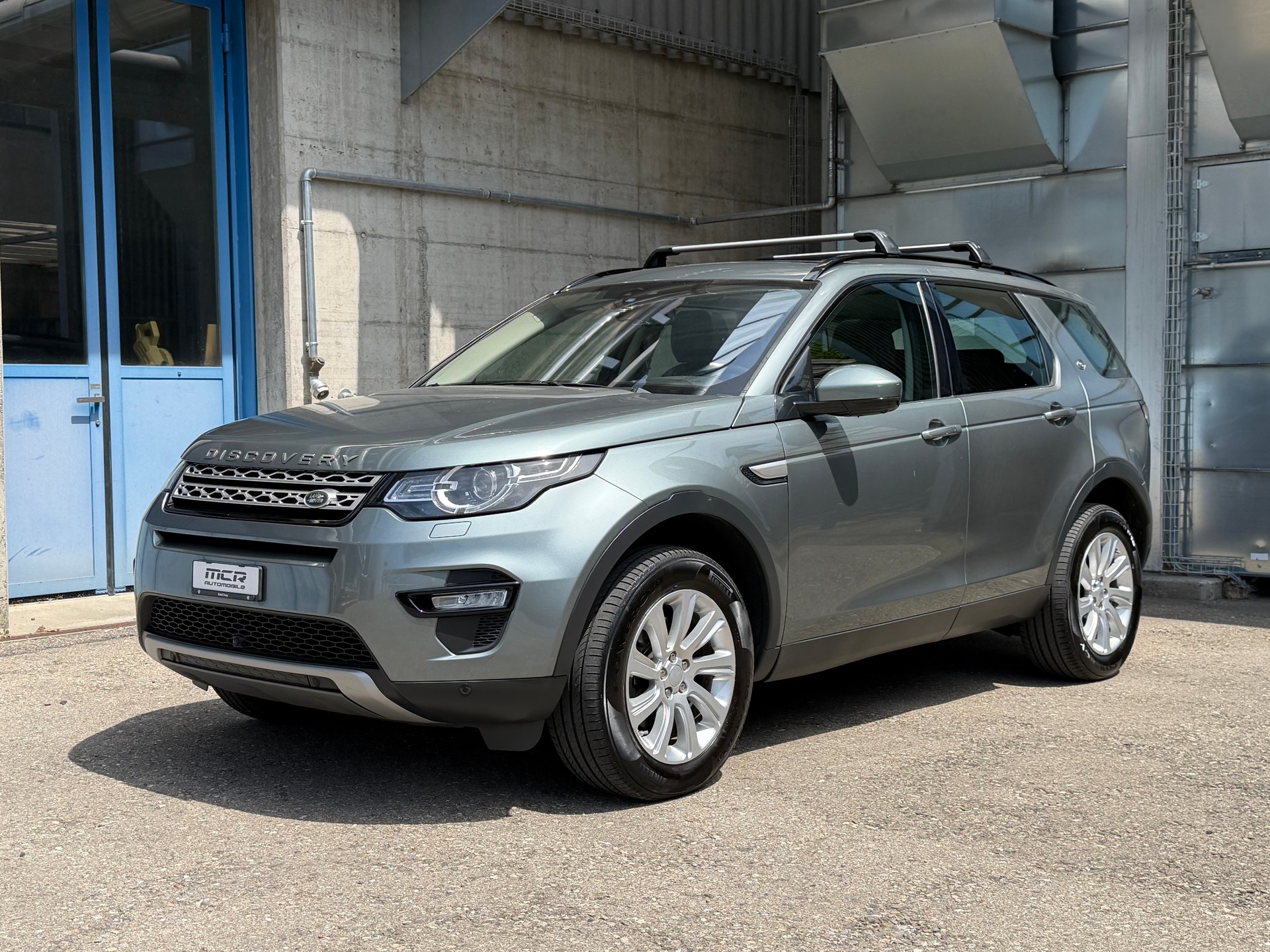 LAND ROVER Discovery Sport 2.0 Si4 HSE-image-2