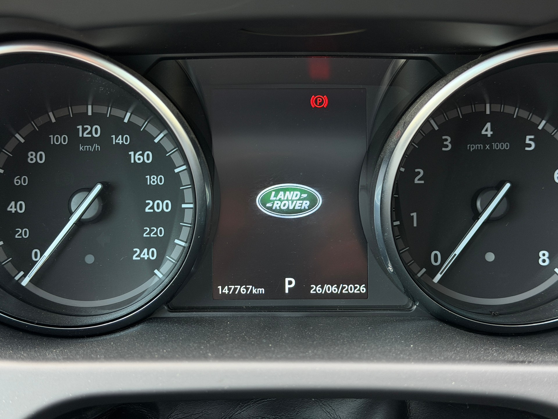 LAND ROVER Discovery Sport 2.0 Si4 HSE-image-12
