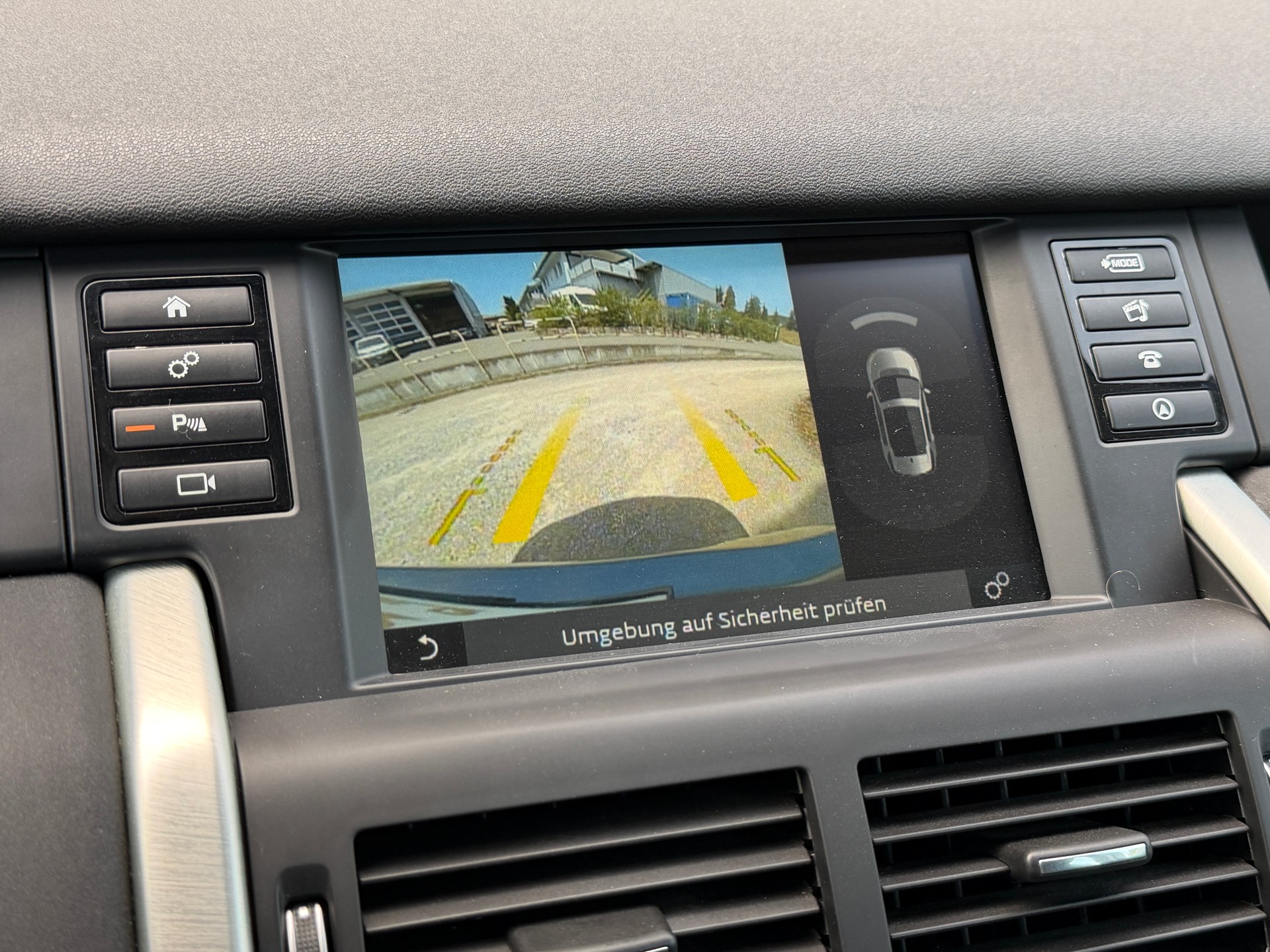 LAND ROVER Discovery Sport 2.0 Si4 HSE-image-14