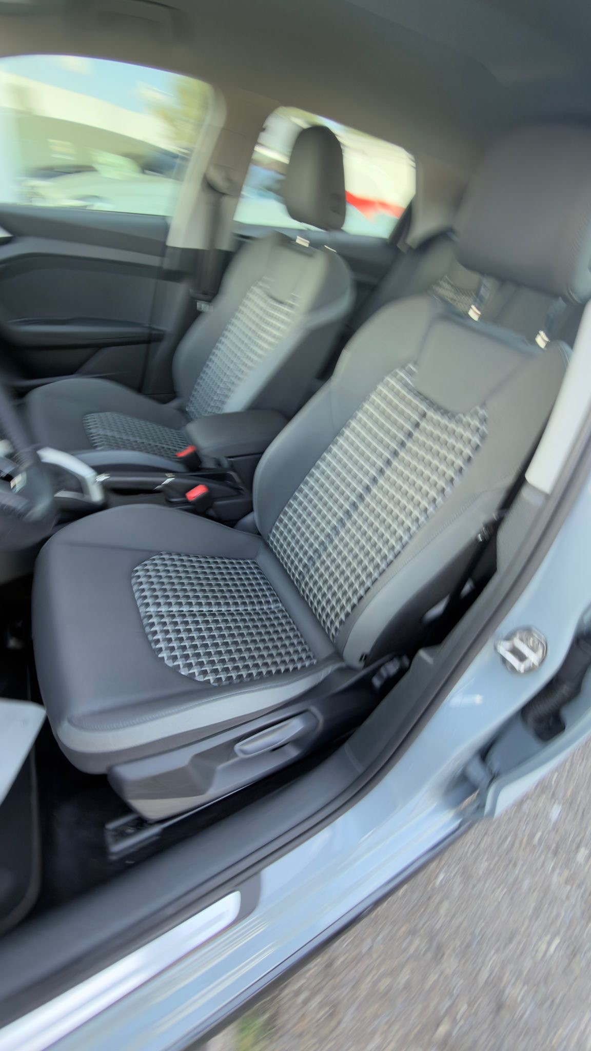 AUDI A1 City Carver 30 TFSI S-tronic-image-9