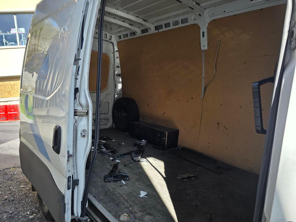 IVECO 35 S 14 A8 SV-image-9
