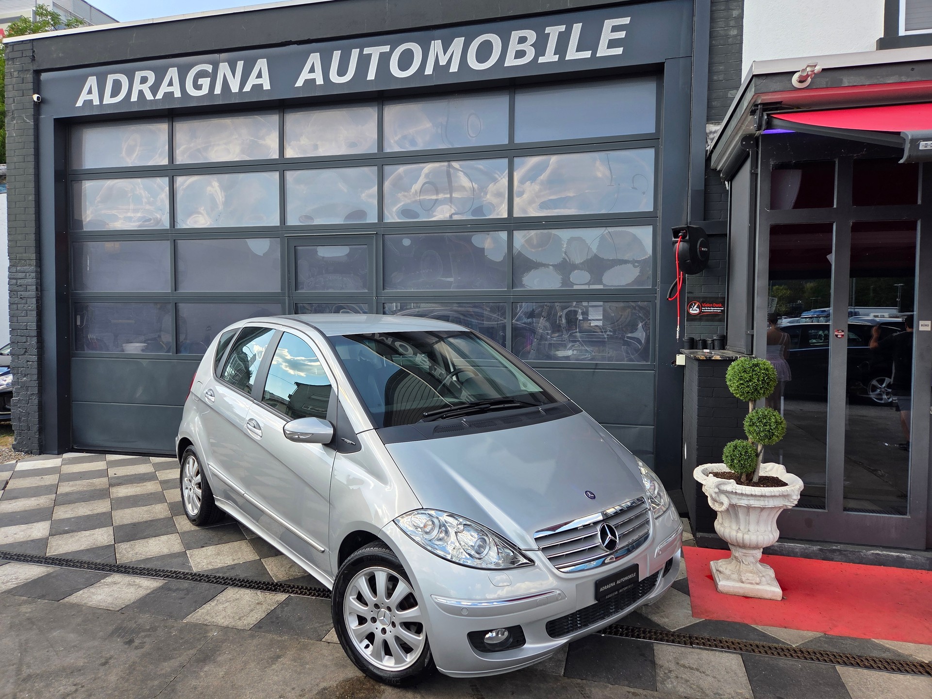 MERCEDES-BENZ A 200 Avantgarde Automat-image-1