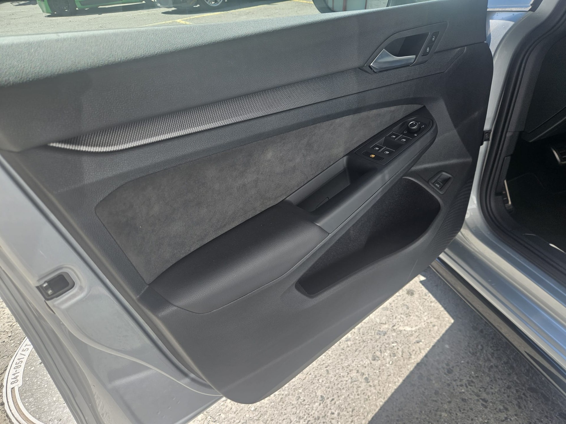 VW Golf Variant 2.0 TSI R-Line DSG 4 Motion-image-11
