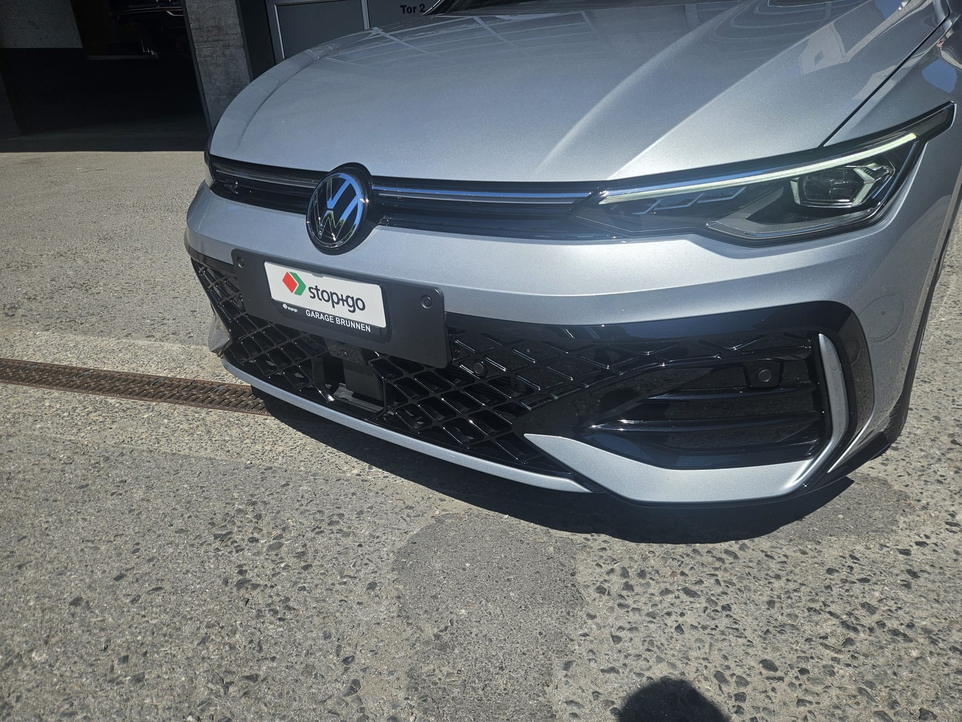 VW Golf Variant 2.0 TSI R-Line DSG 4 Motion-image-13