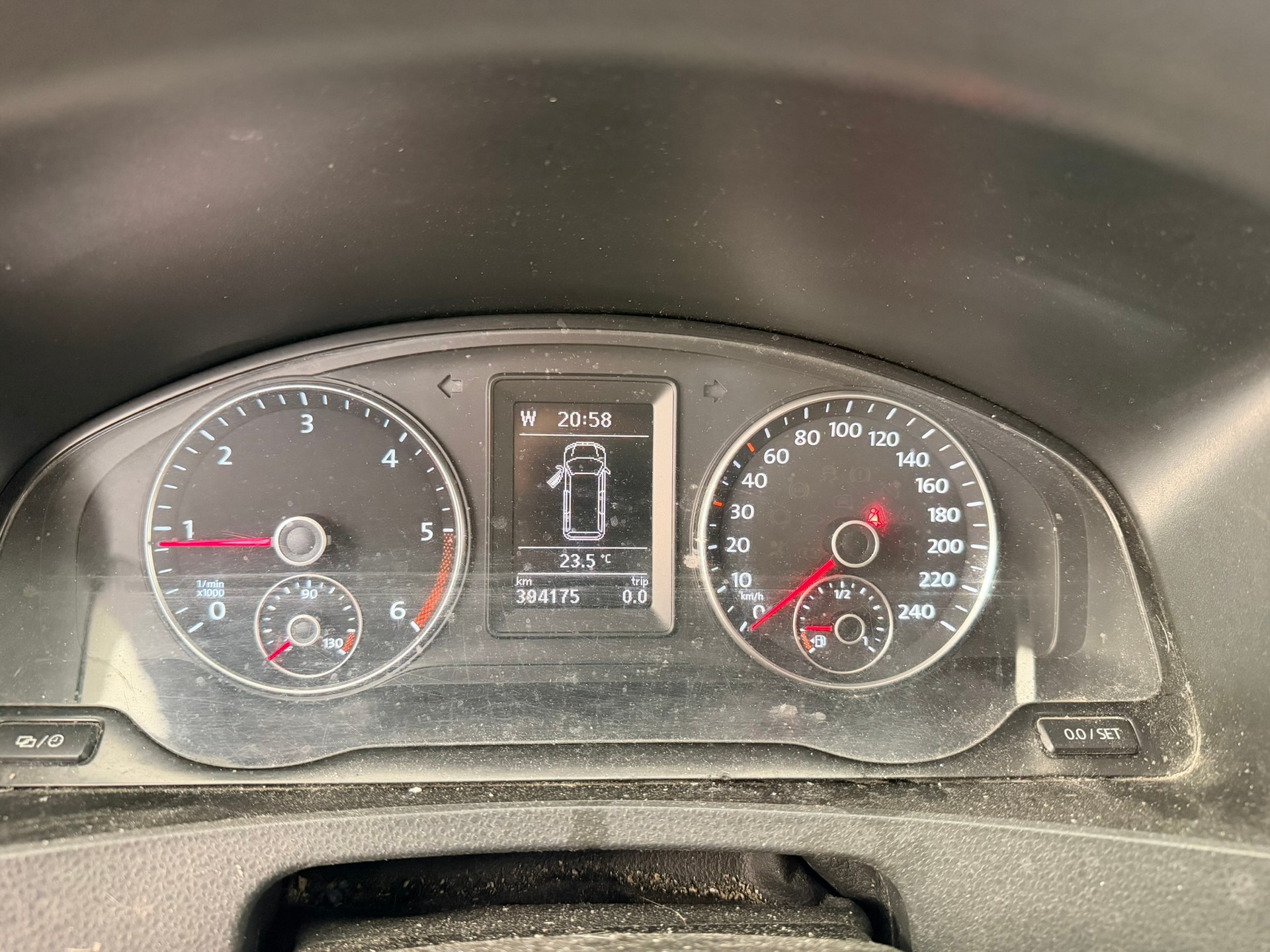 VW T5 2.0 TDI-image-8