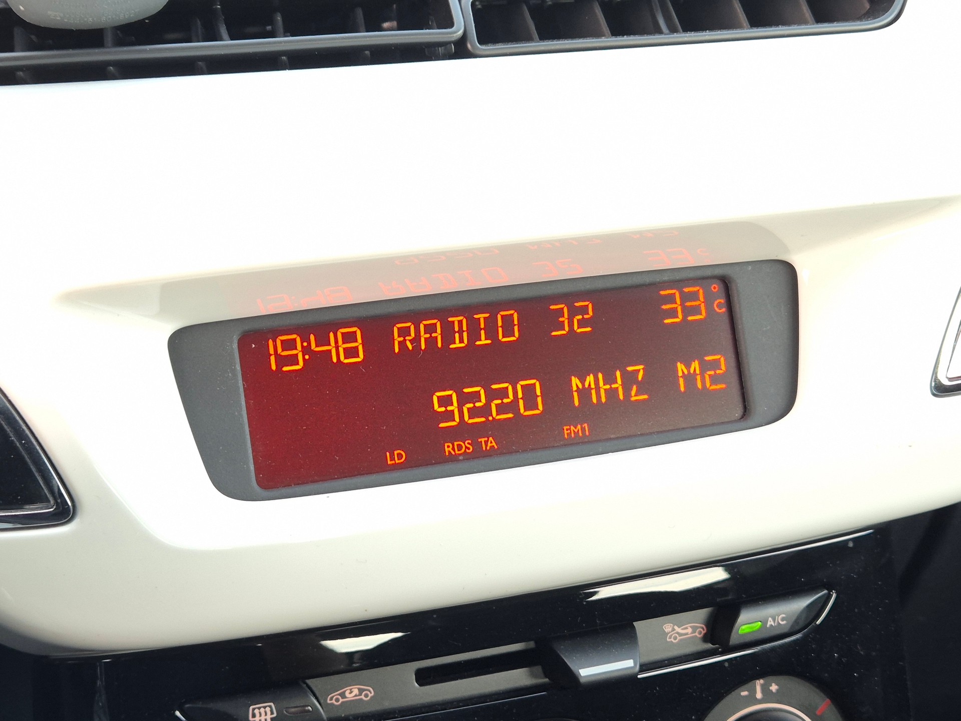 CITROEN C3 1.4i Tonic-image-20
