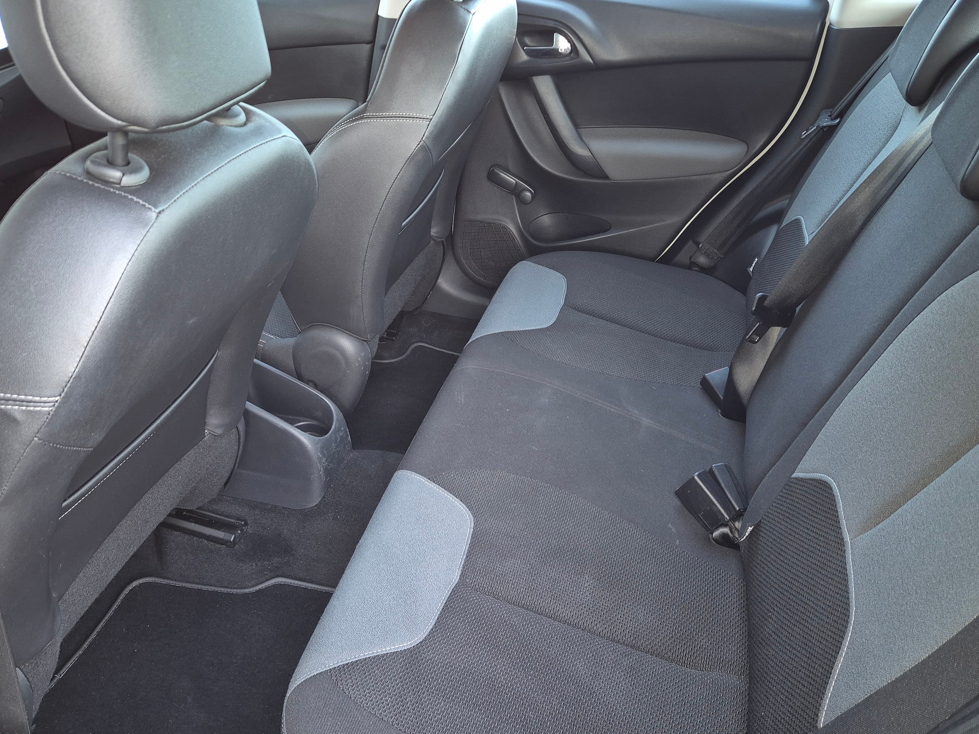 CITROEN C3 1.4i Tonic-image-14