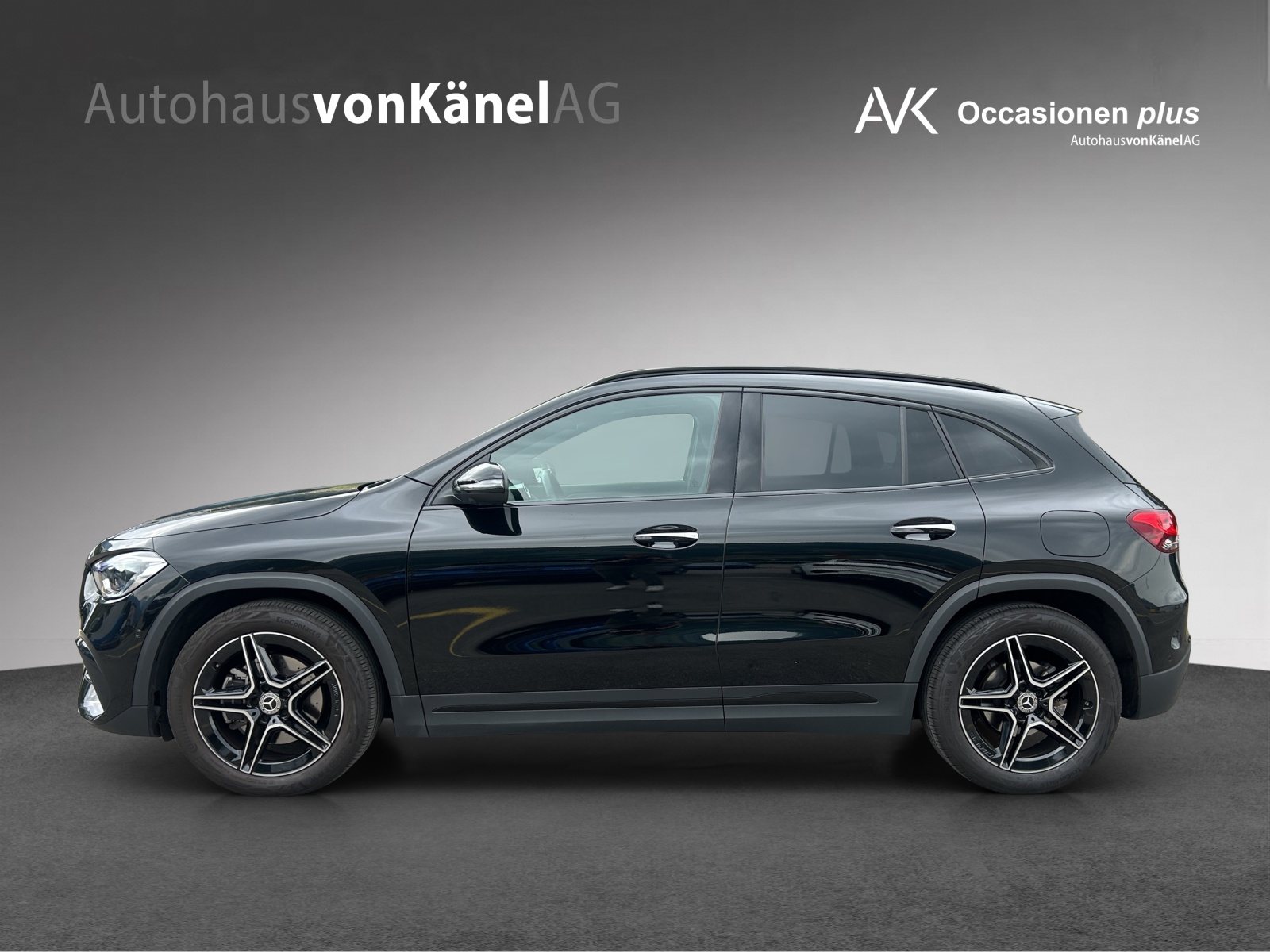 MERCEDES-BENZ GLA 200 AMG Line 7G-DCT-image-1