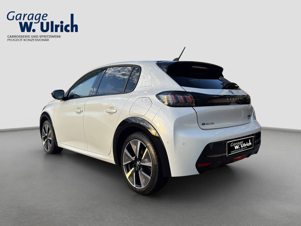 PEUGEOT 208-image-3