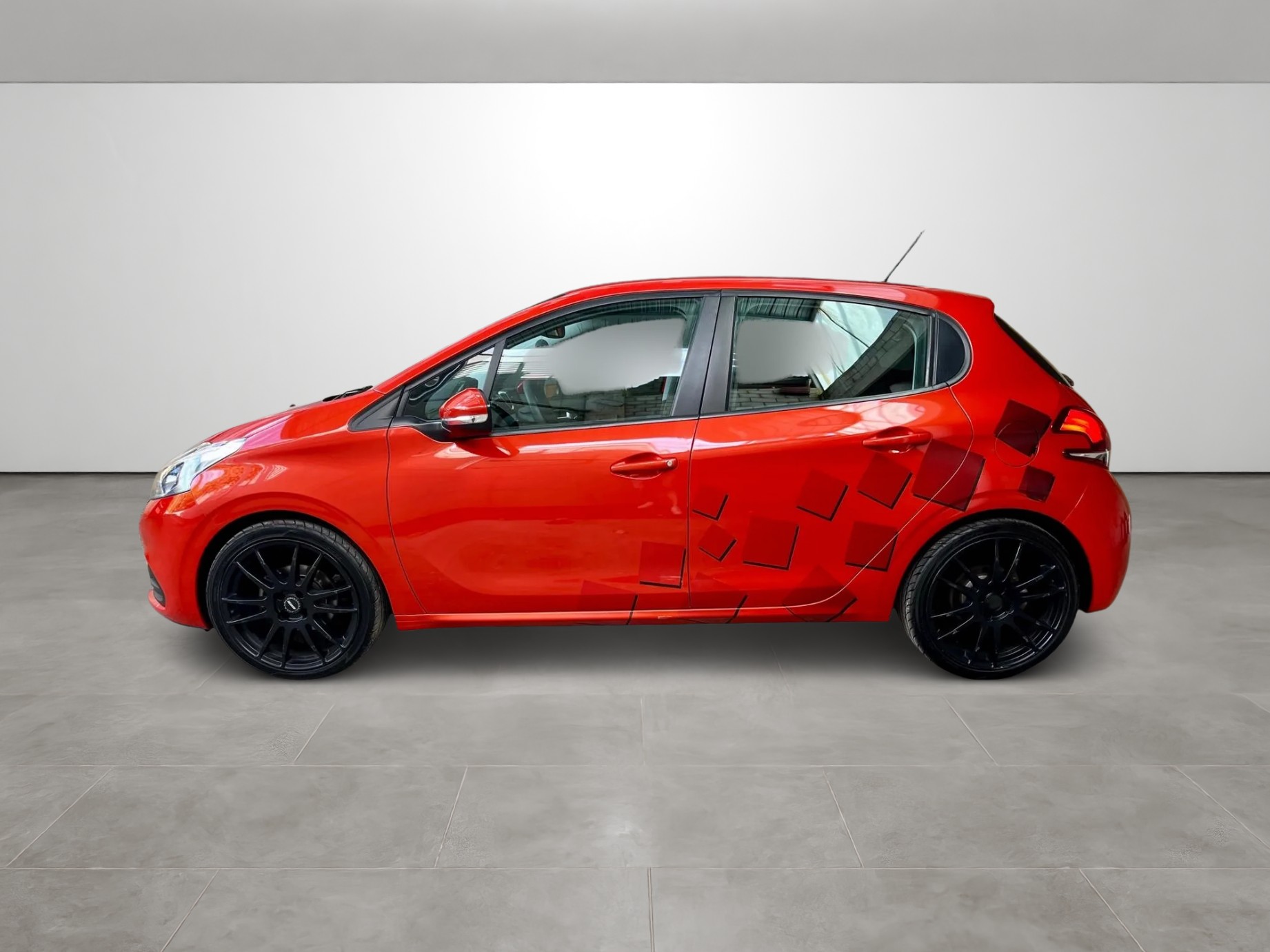 PEUGEOT 208 1.2 THP Roland Garros-image-3