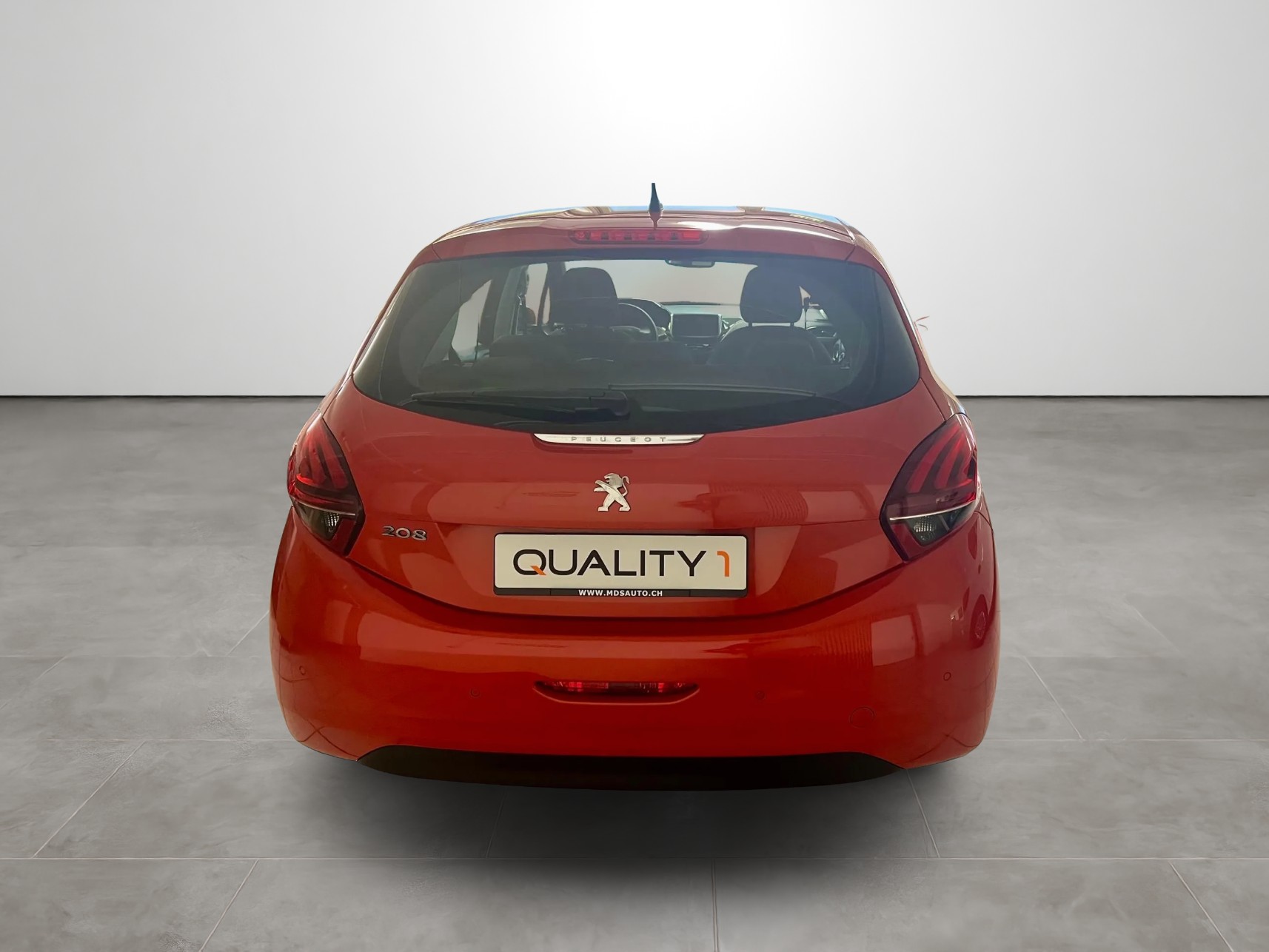 PEUGEOT 208 1.2 THP Roland Garros-image-6