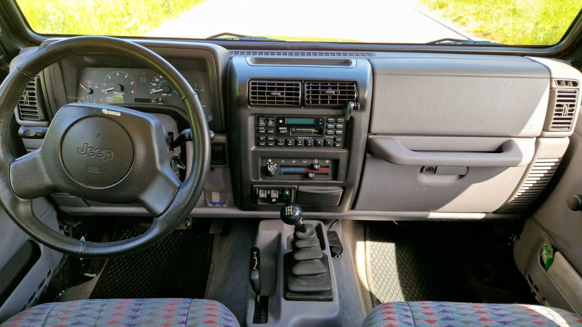 JEEP 4.0 Sport Hard Top-image-3