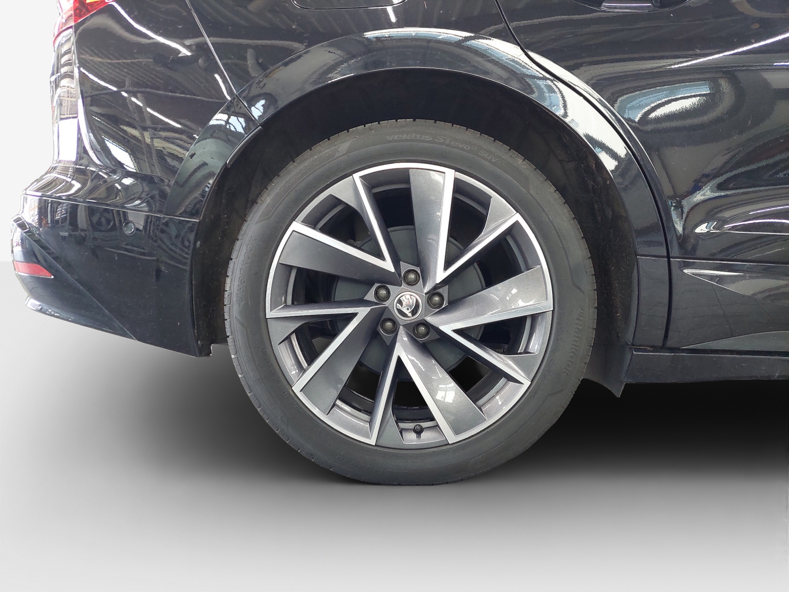 SKODA Enyaq iV 80x SportLine-image-15