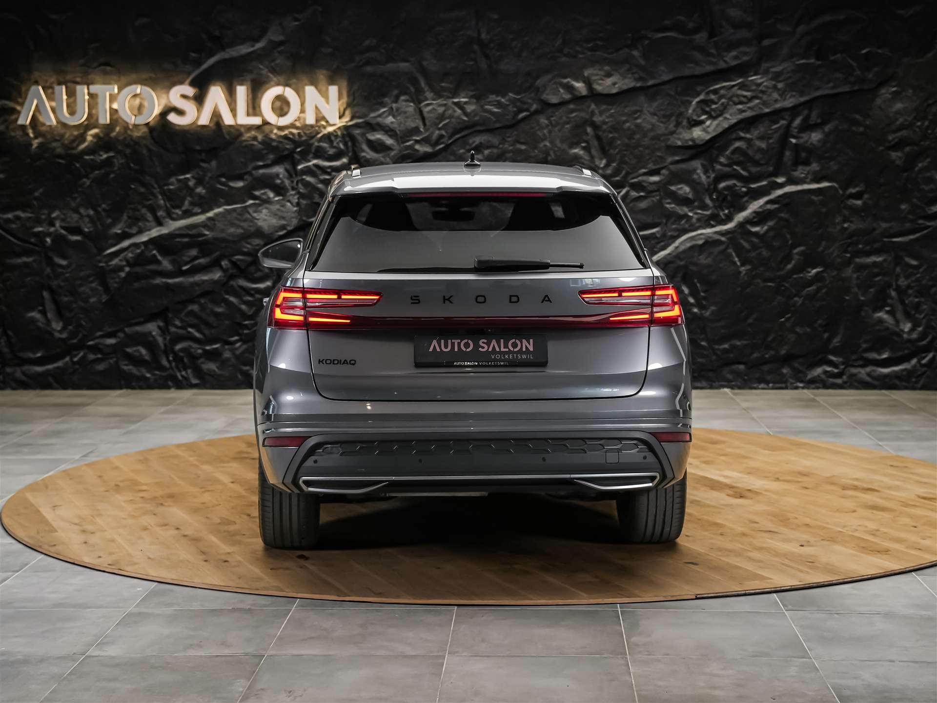 SKODA Kodiaq 2.0 TDI Sportline 4x4 *7 Plätzer*Abstandsregler*Matrix LED Scheinwerfer*-image-3