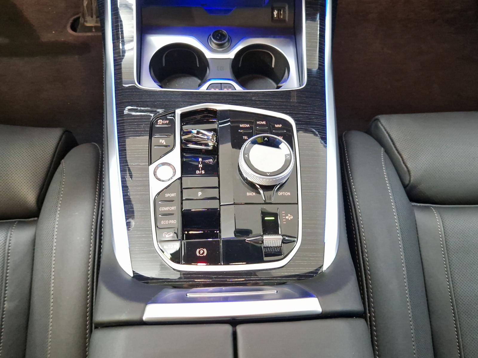 BMW X7 40d xDrive-image-20