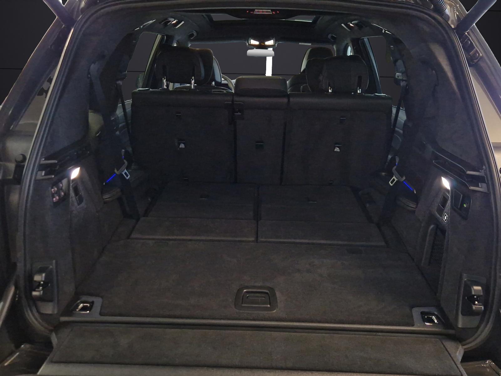 BMW X7 40d xDrive-image-12