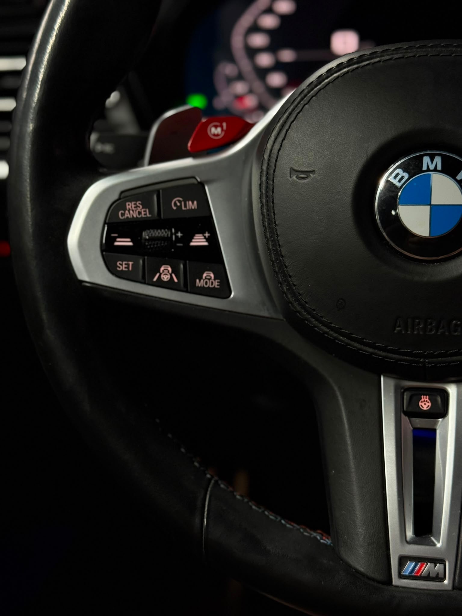 BMW X3 xDrive M Competition Steptronic /Laser / Panoramadach / Carbon / Driving Assistant/ Harman-Kardon / Anhängerkupplung etc..-image-15