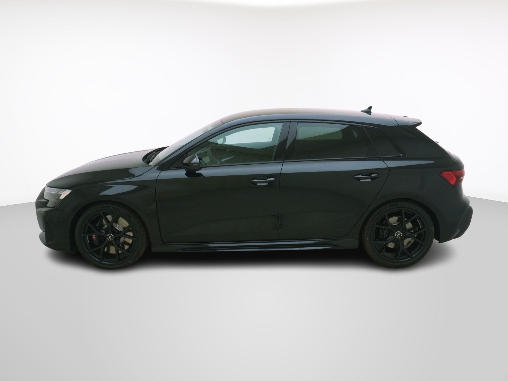 AUDI RS3 Sportback 2.5 TFSI quattro S-Tronic-image-1