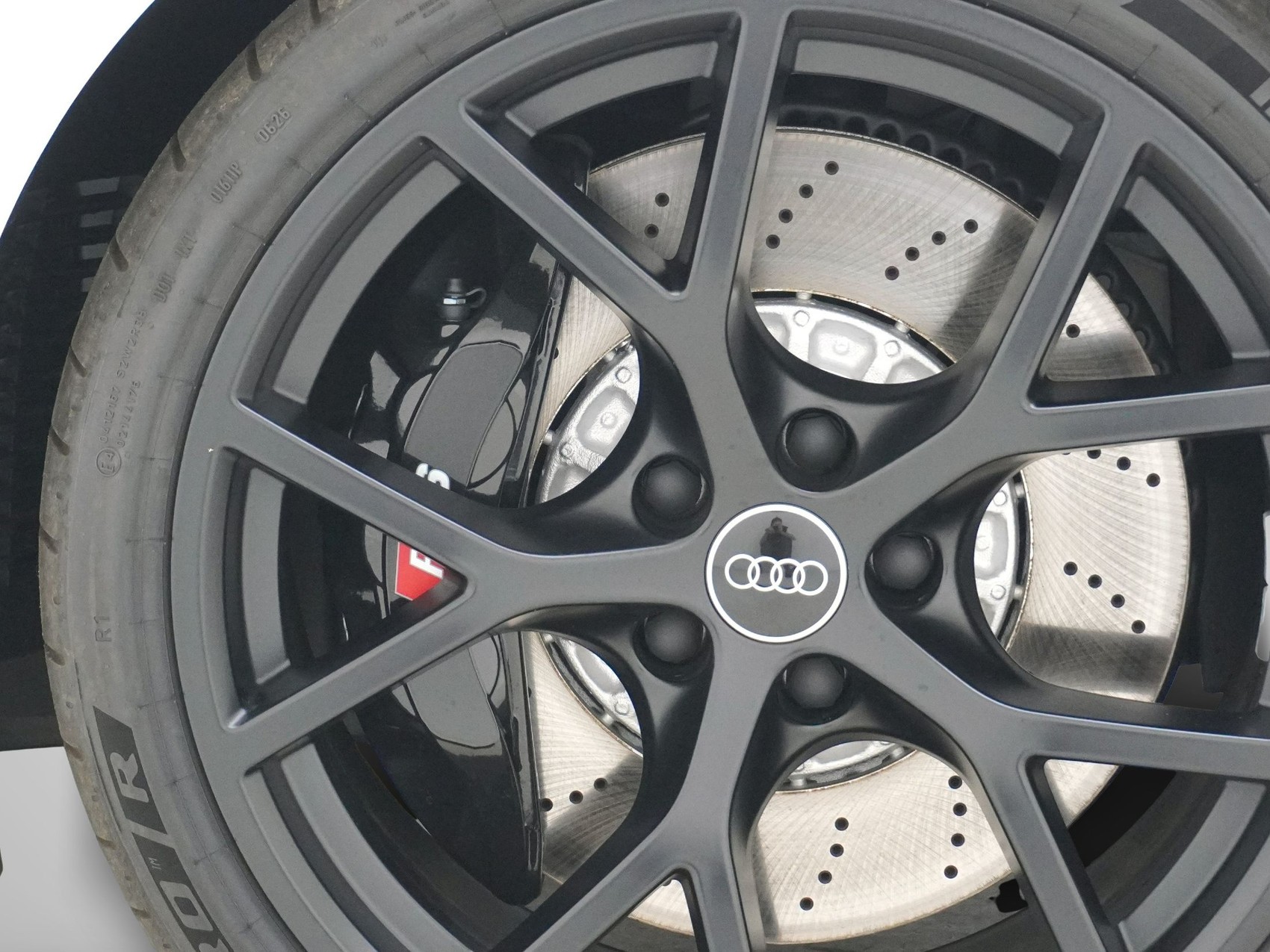 AUDI RS3 Sportback 2.5 TFSI quattro S-Tronic-image-4