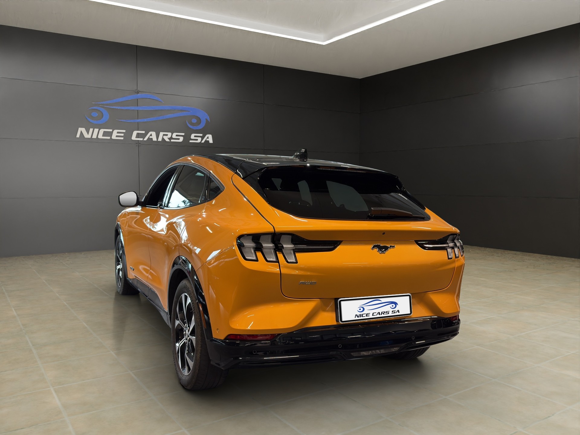 FORD Mustang MACH-E Premium AWD 91 kWh-image-6