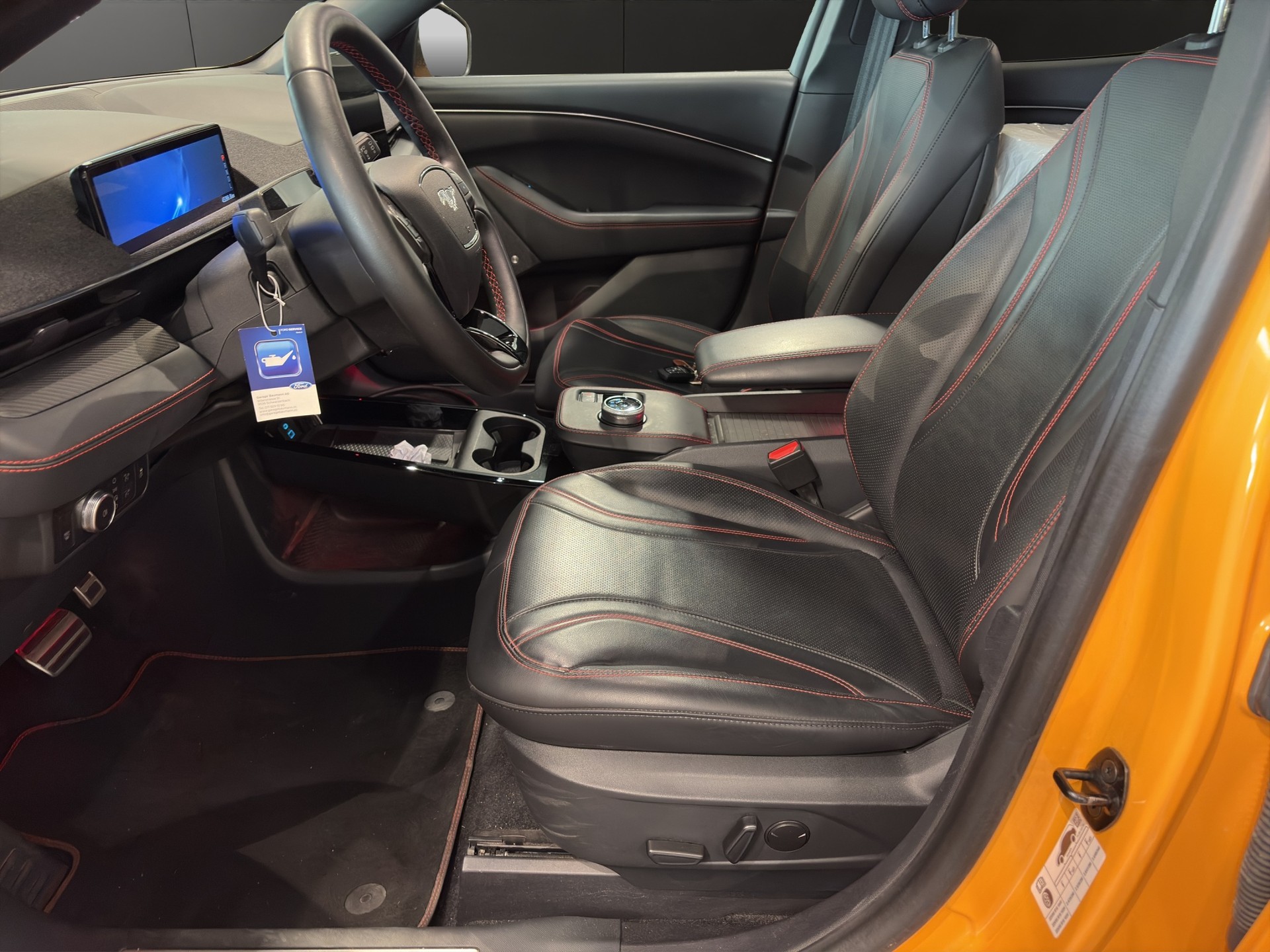 FORD Mustang MACH-E Premium AWD 91 kWh-image-13