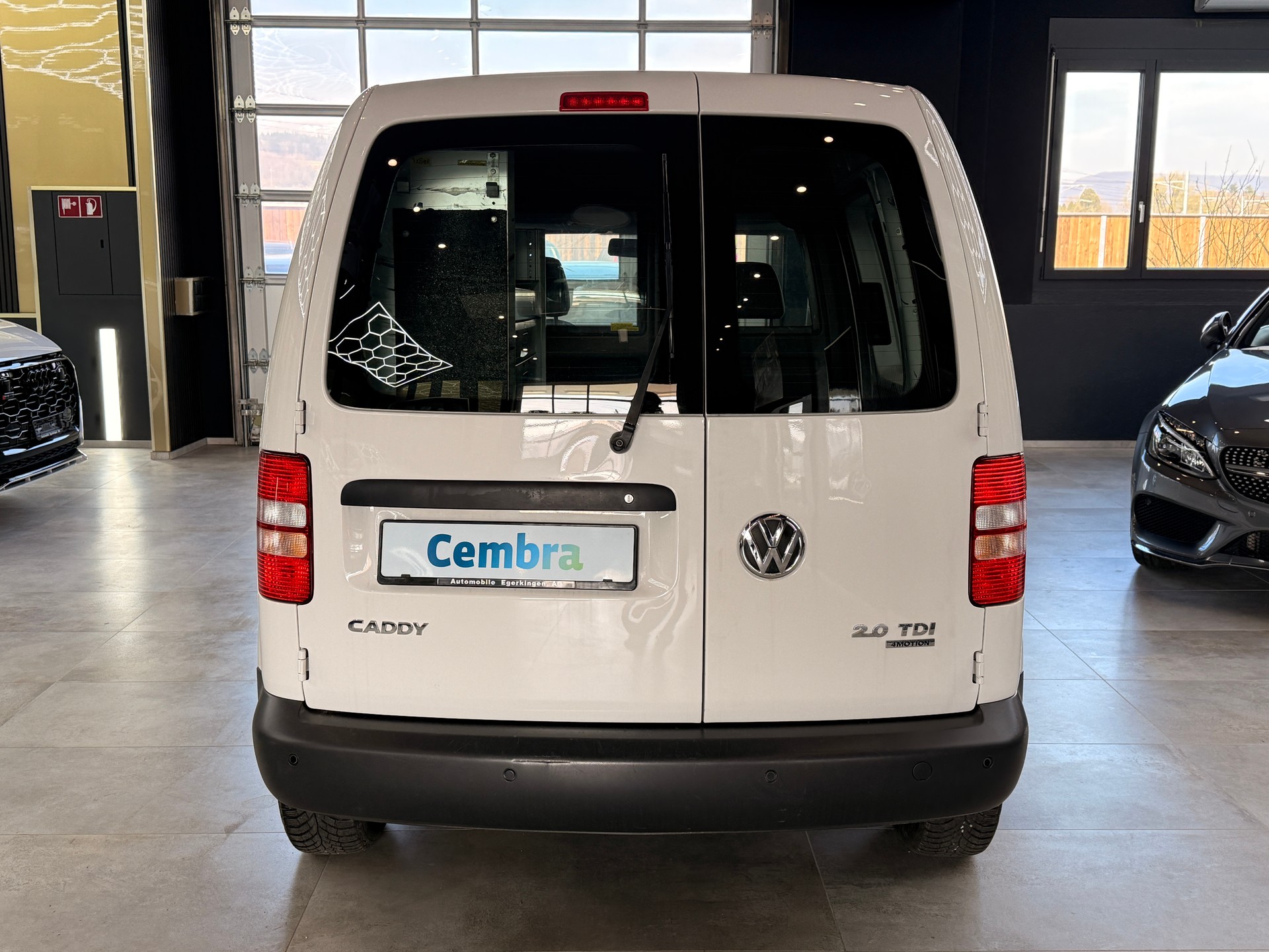 VW Caddy 2.0 TDI 4Motion-showroom-element-1