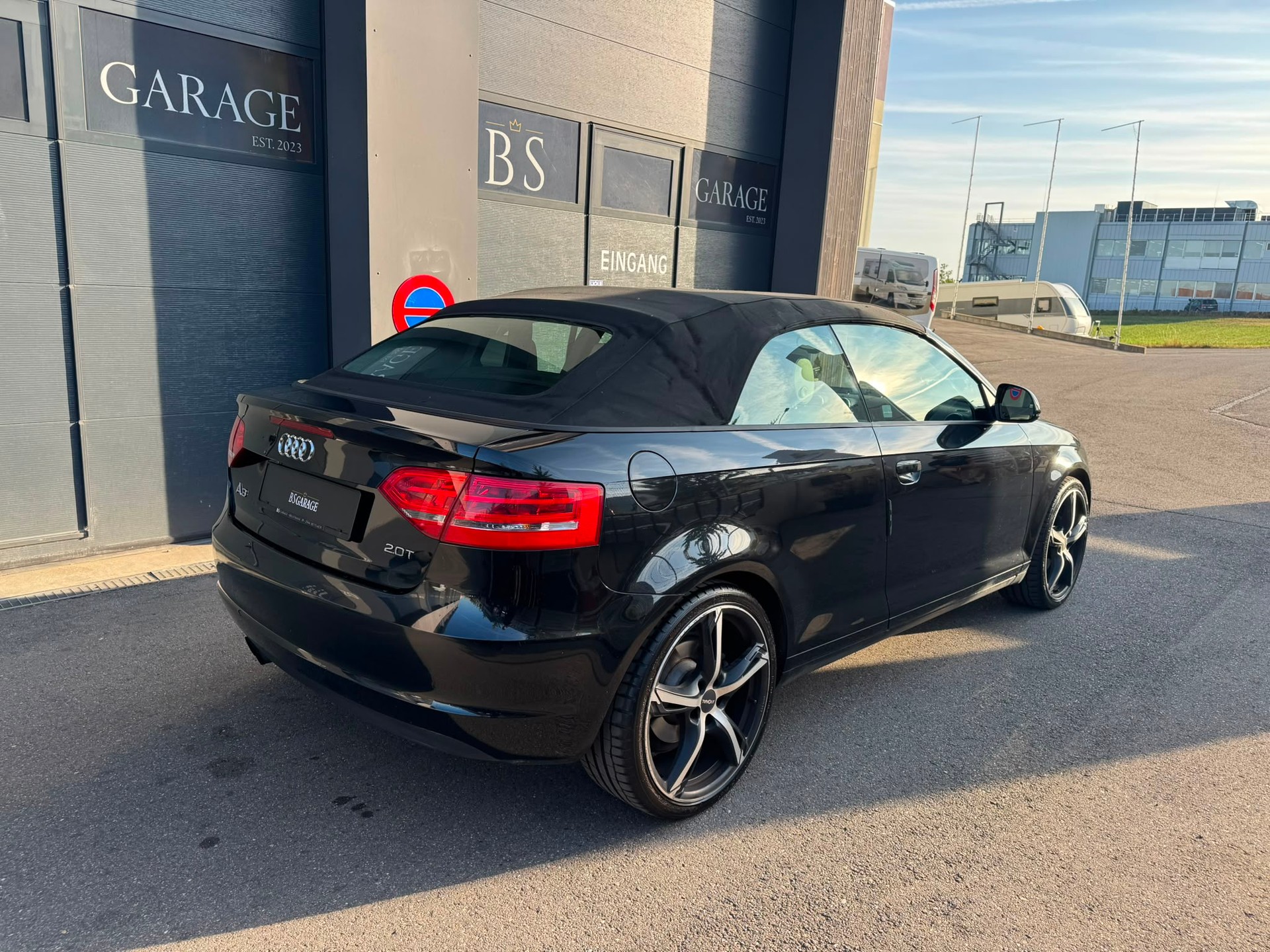 AUDI A3 Cabriolet 2.0 TFSI Ambition S-tronic-image-5