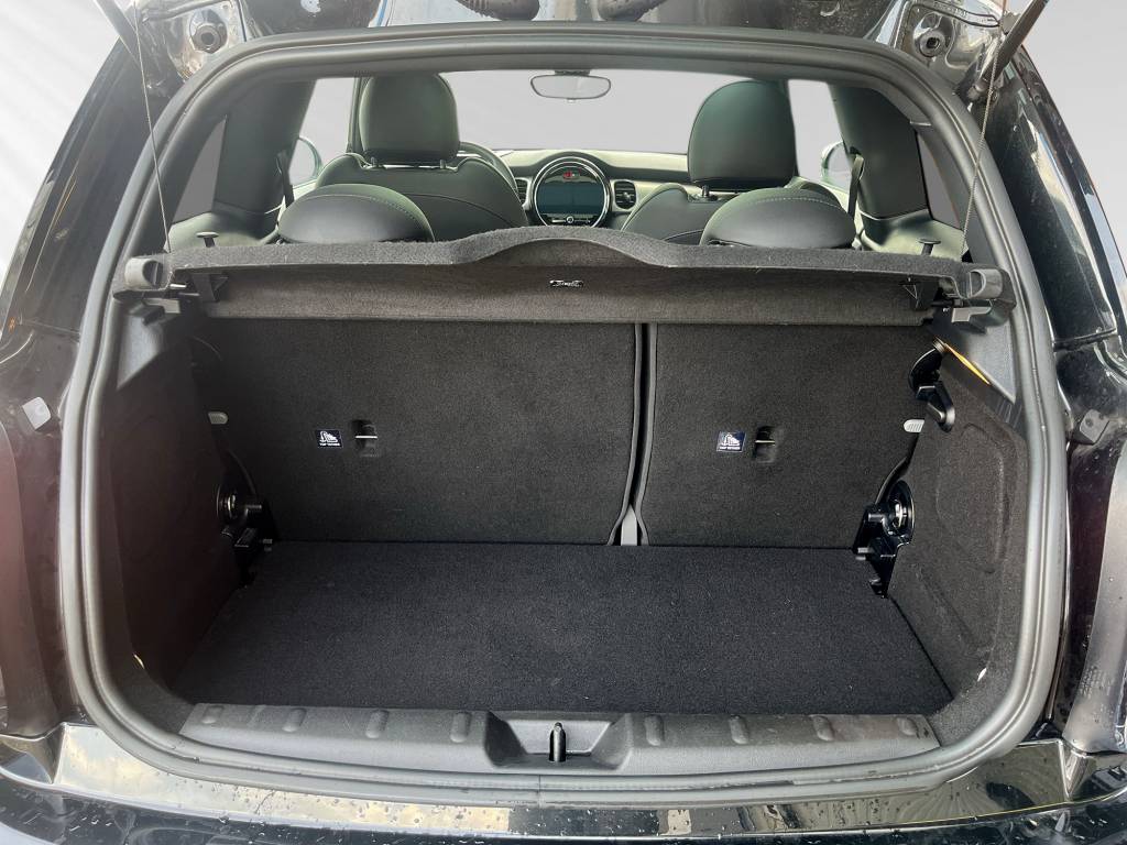 MINI Cooper S Trafalgar Edition Steptronic DKG-image-8