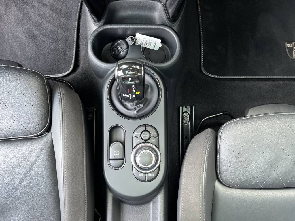 MINI Cooper S Trafalgar Edition Steptronic DKG-image-13