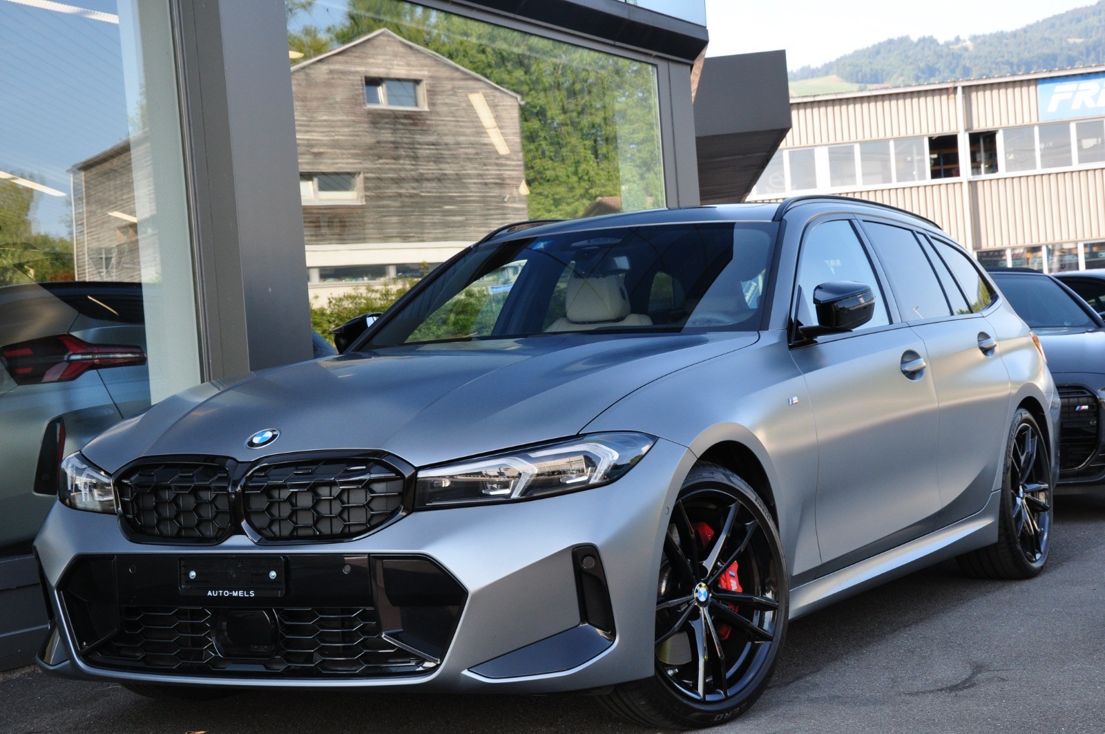 BMW M340i xDrive 48V Touring Steptronic M Sport Pro ** 4JAHRE WERKSGARANTIE**-image-0