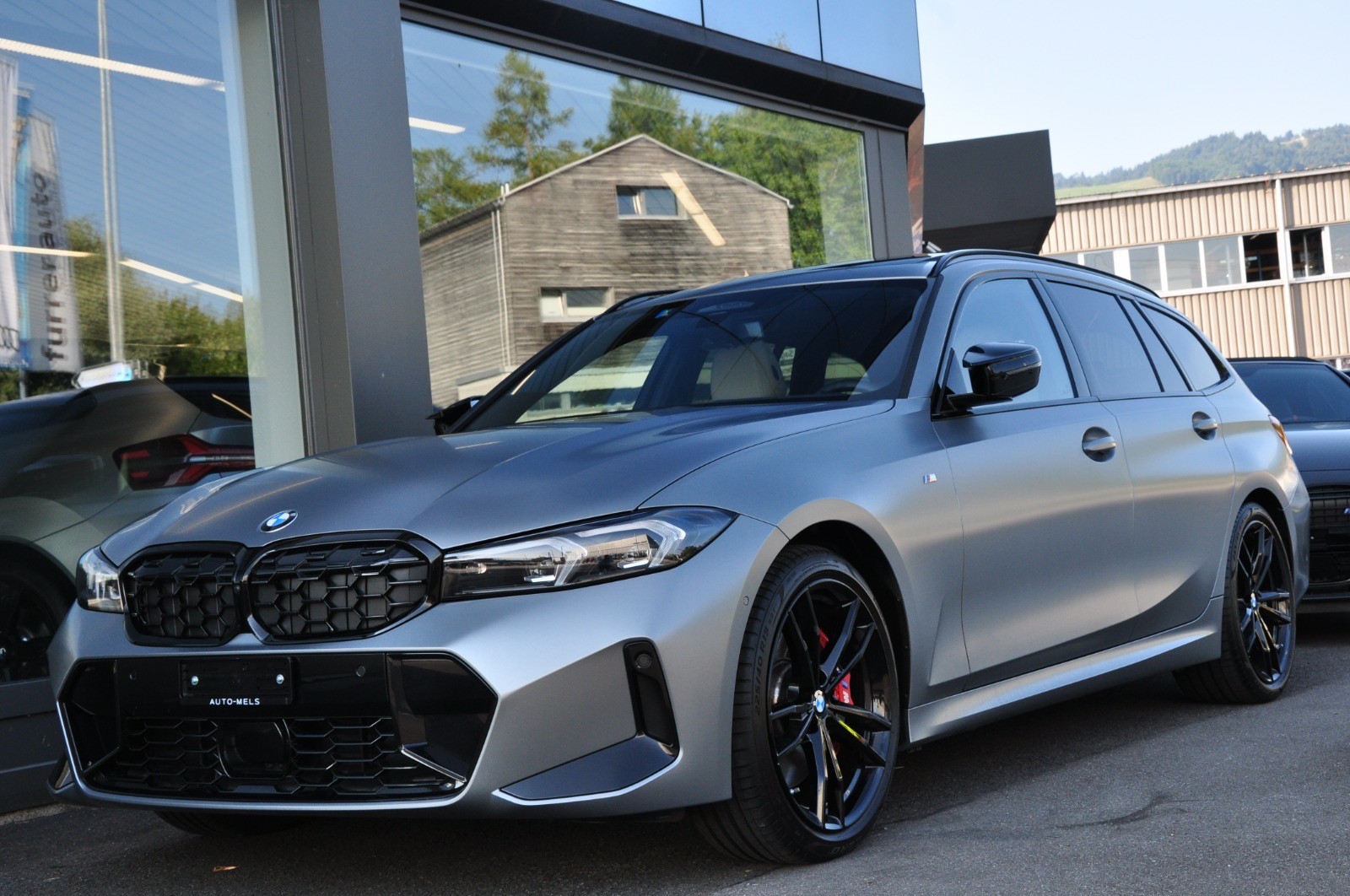 BMW M340i xDrive 48V Touring Steptronic M Sport Pro ** 4JAHRE WERKSGARANTIE**-image-4