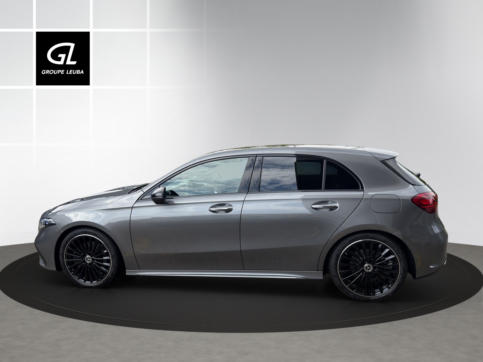 MERCEDES-BENZ A 220 4Matic 8G-DCT-image-2