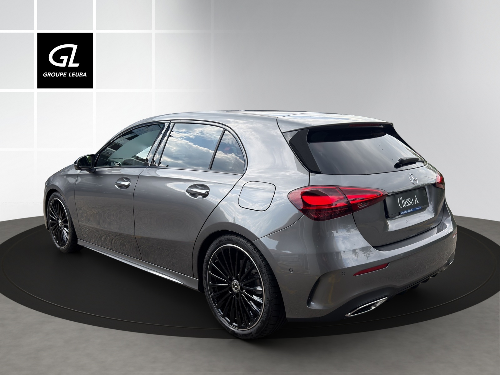 MERCEDES-BENZ A 220 4Matic 8G-DCT-image-3