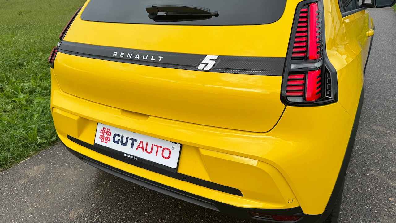 RENAULT R5 E-Tech Comfort Range 52 kWh Techno-image-13
