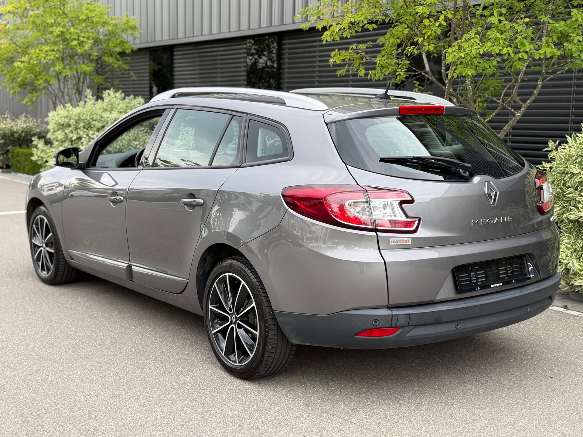 RENAULT Mégane Grandtour 1.5 dCi Bose EDC-image-6