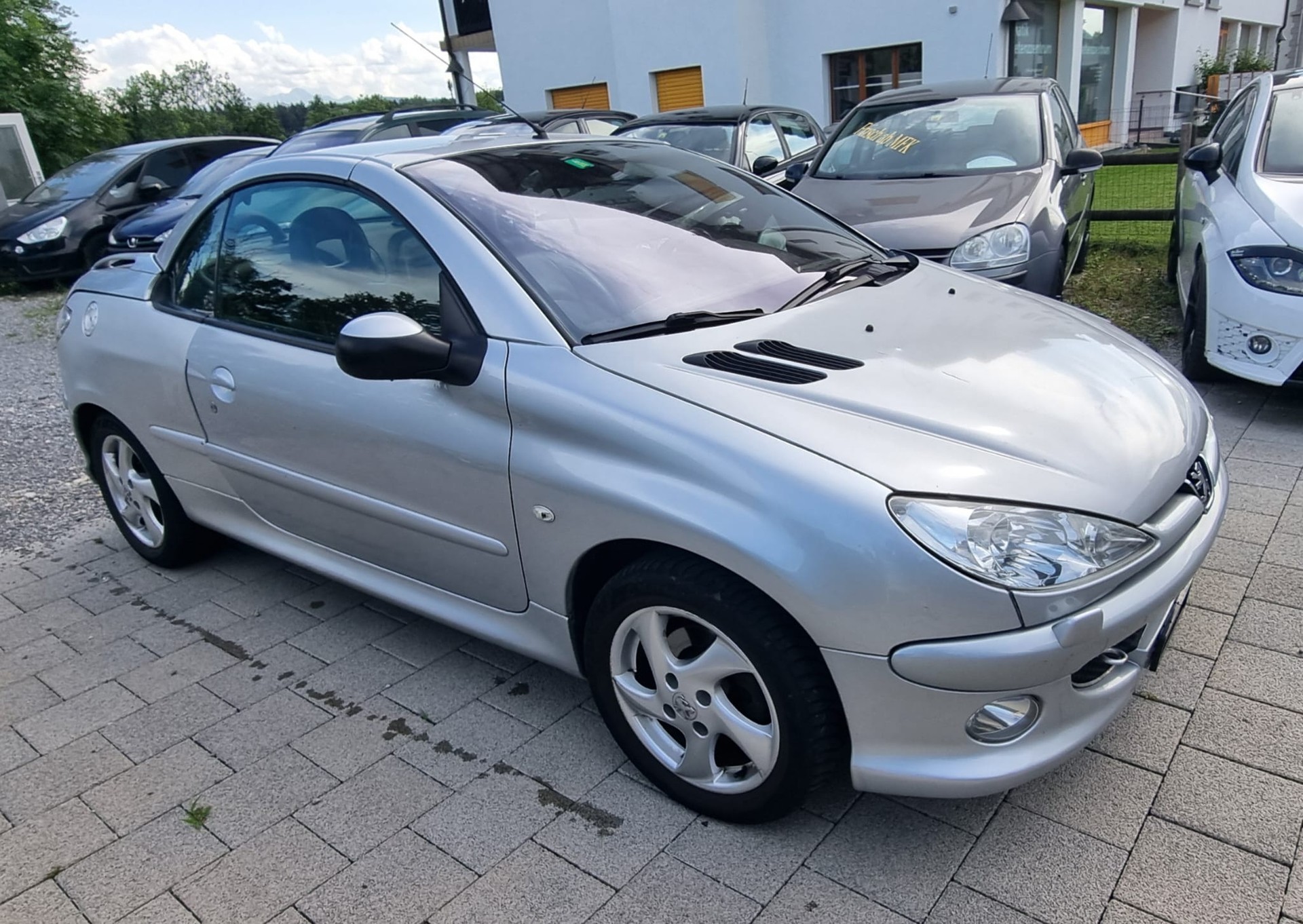 PEUGEOT 206 CC 1.6 16V Exclusive Edition Automatic-image-2
