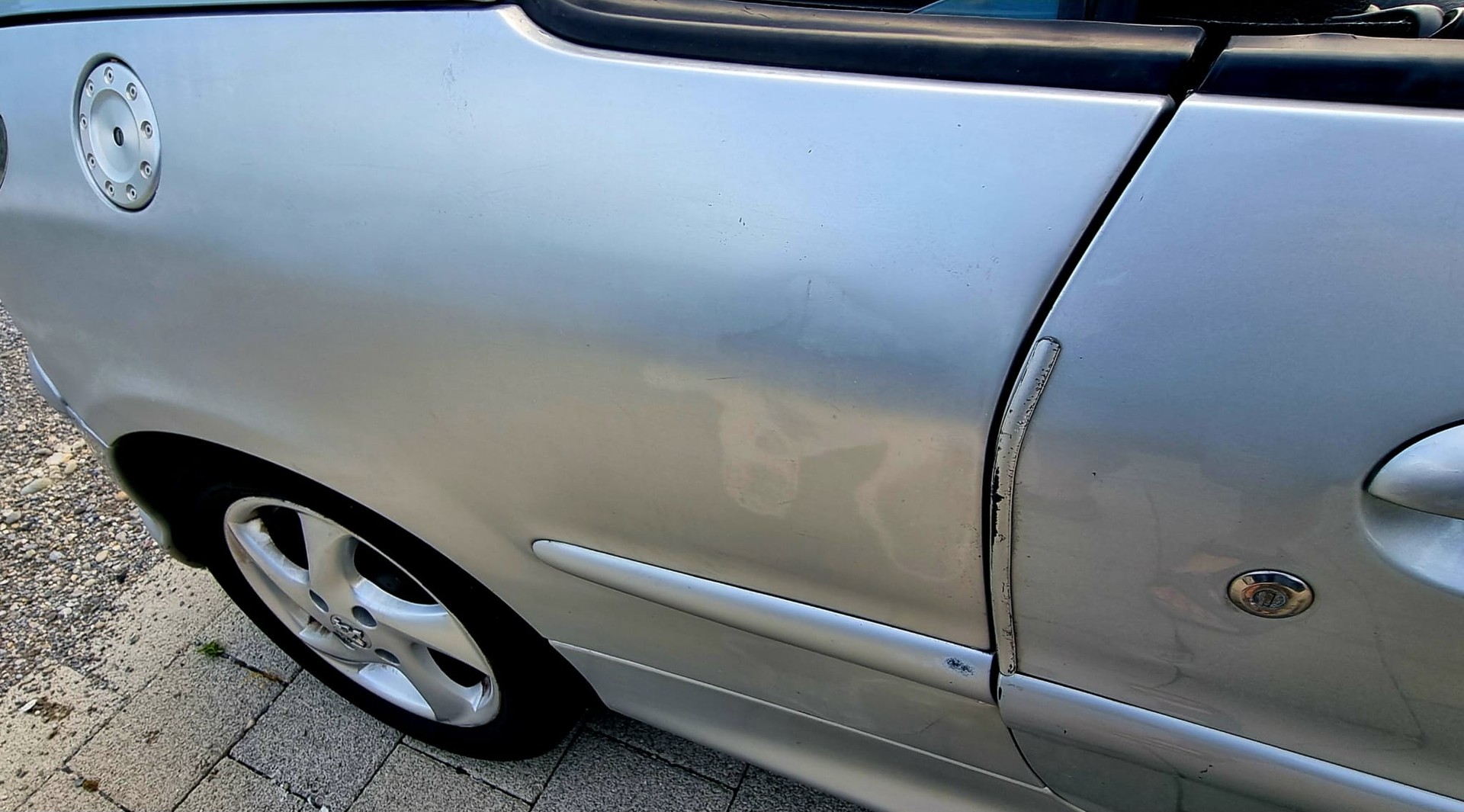 PEUGEOT 206 CC 1.6 16V Exclusive Edition Automatic-image-14