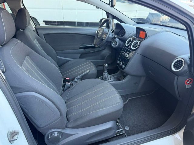 OPEL Corsa 1.4 TP Color Edition-image-11