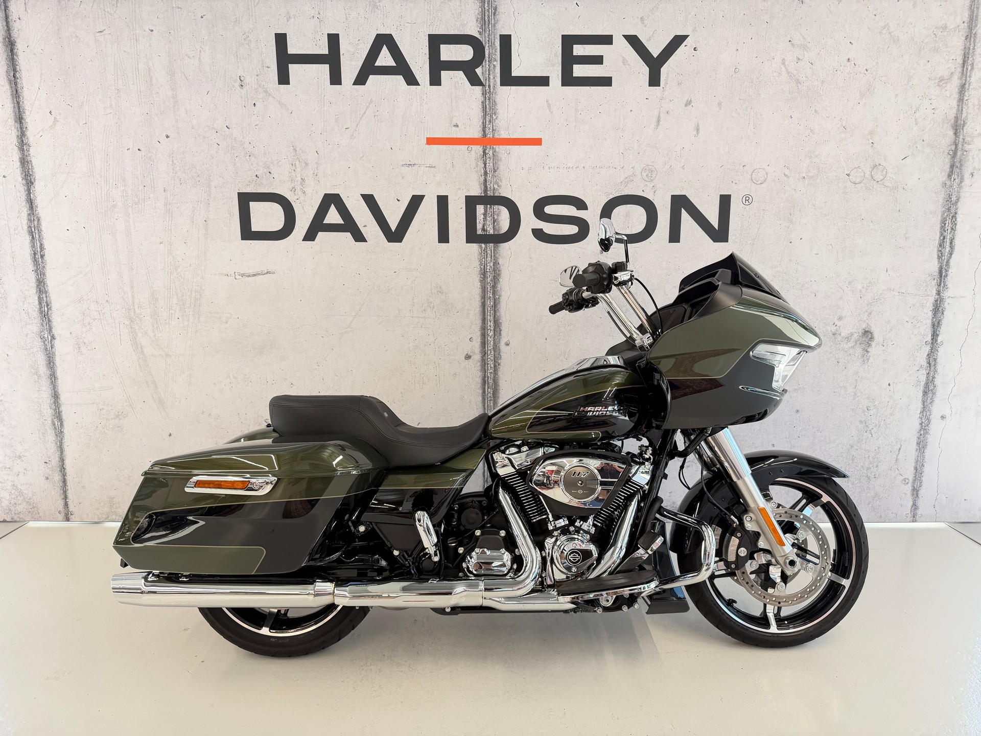 HARLEY-DAVIDSON FLTRX Road Glide 117