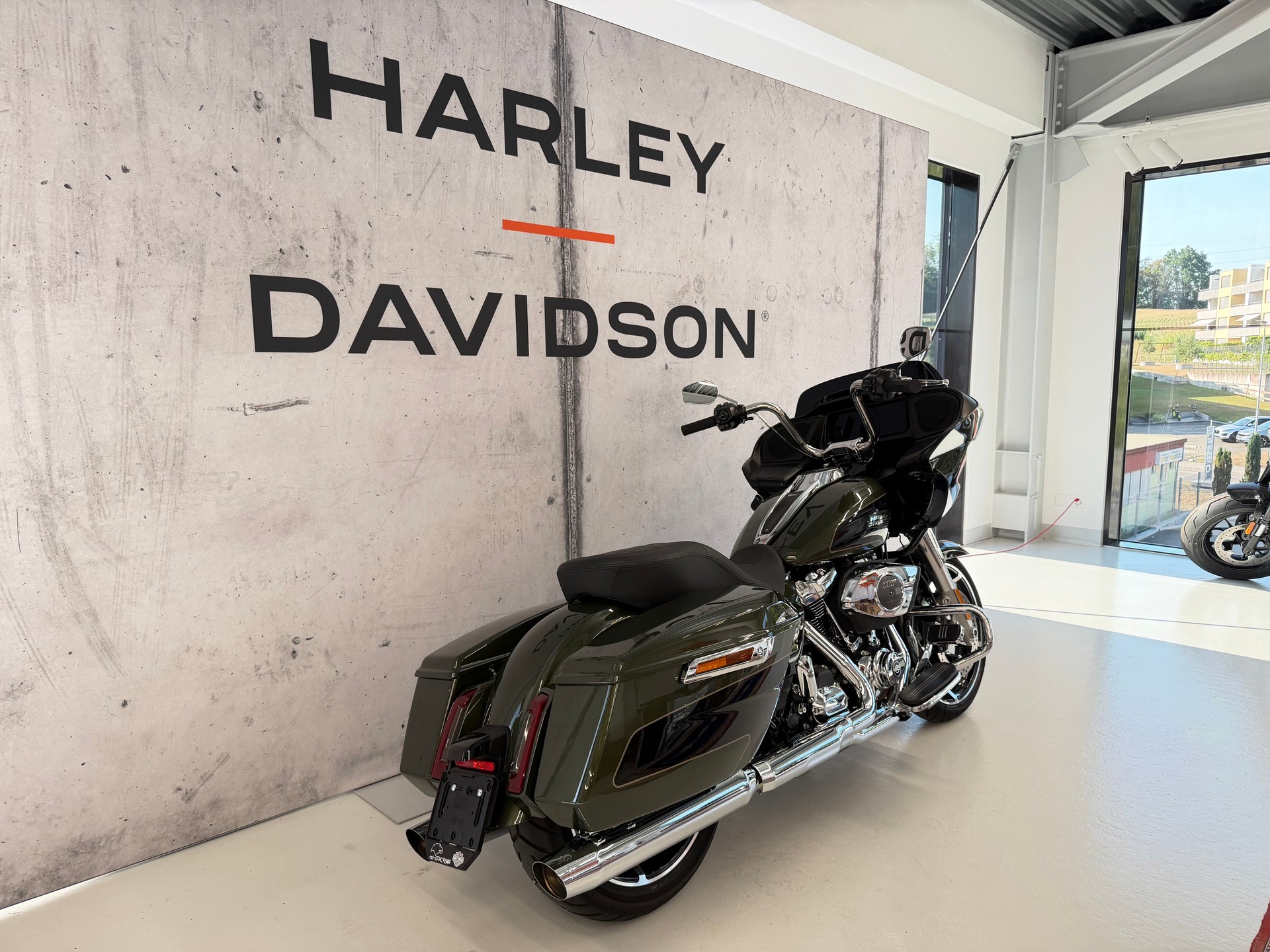 HARLEY-DAVIDSON FLTRX Road Glide 117-showroom-element-2